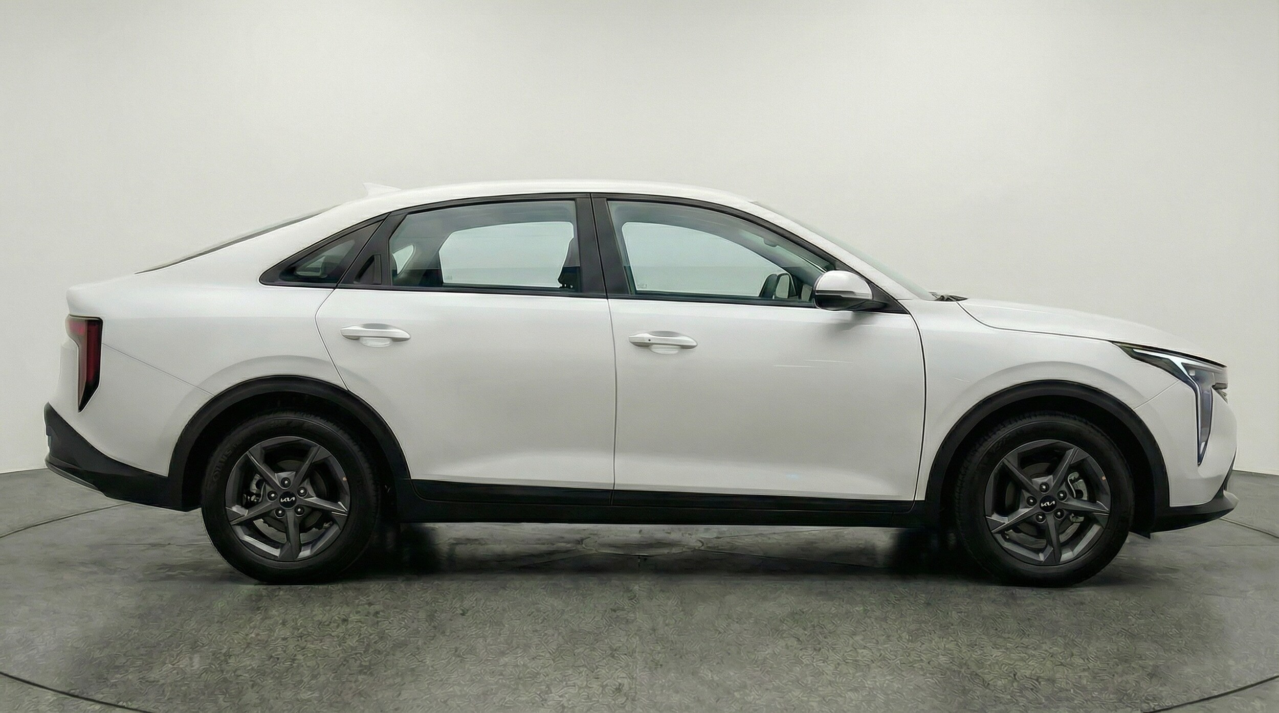 Thumbnail: 2025 Kia K4 - 8