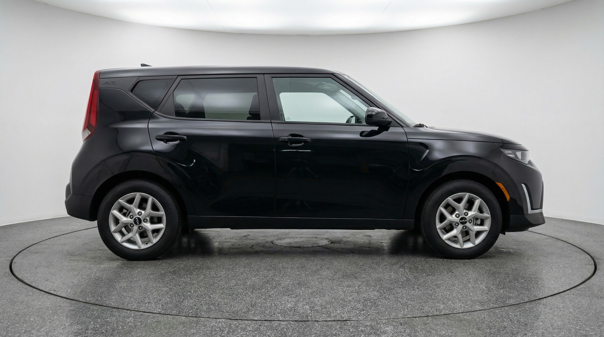 Thumbnail: 2025 Kia Soul - 8