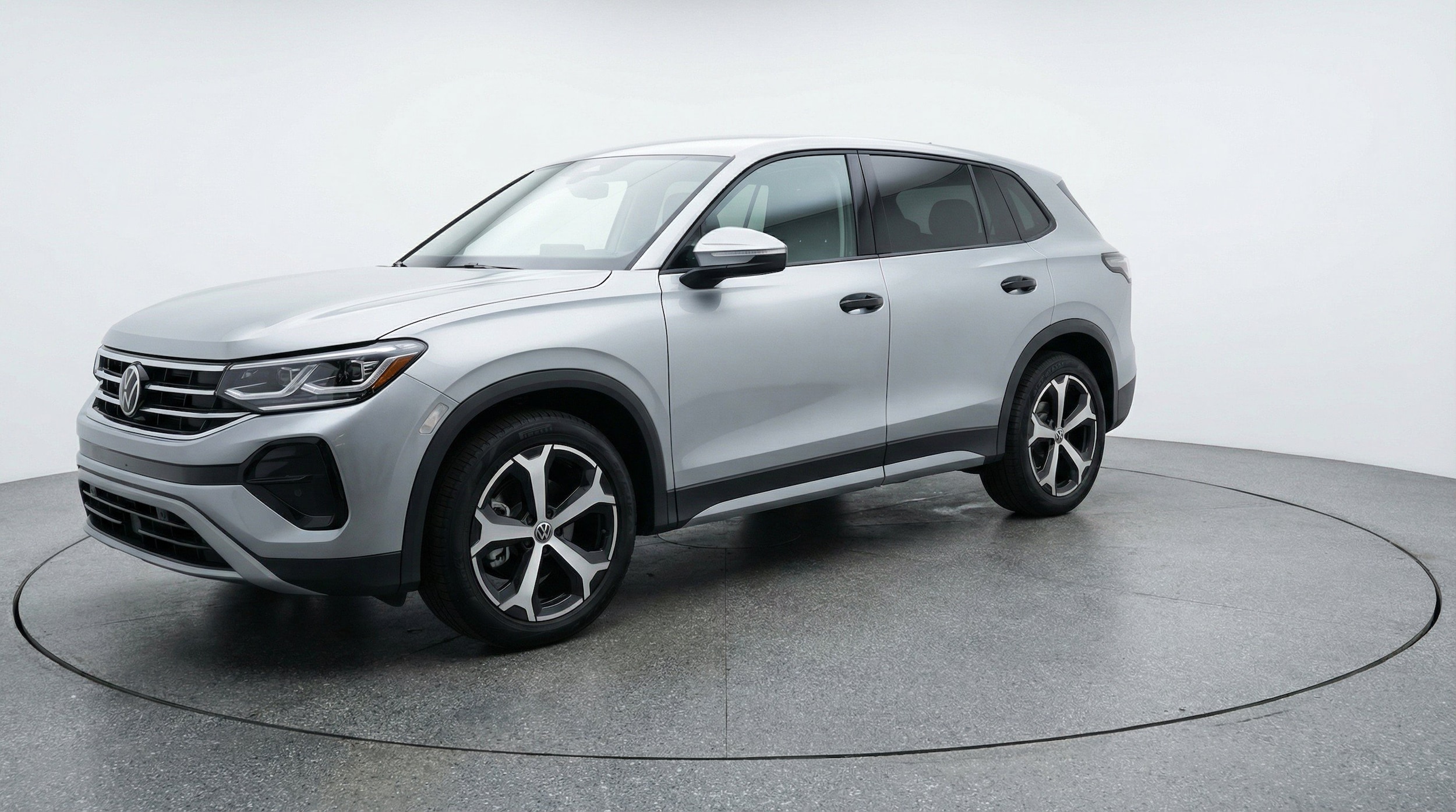 Thumbnail: 2026 Volkswagen Tiguan - 3