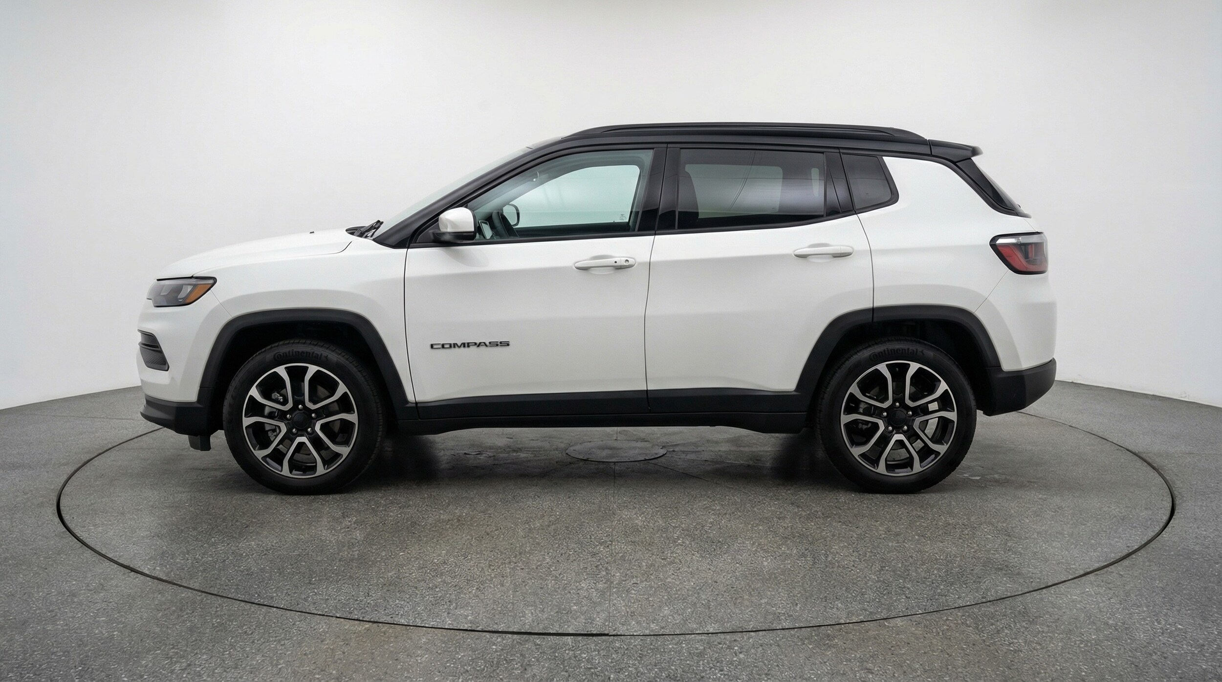 Thumbnail: 2025 Jeep Compass - 4