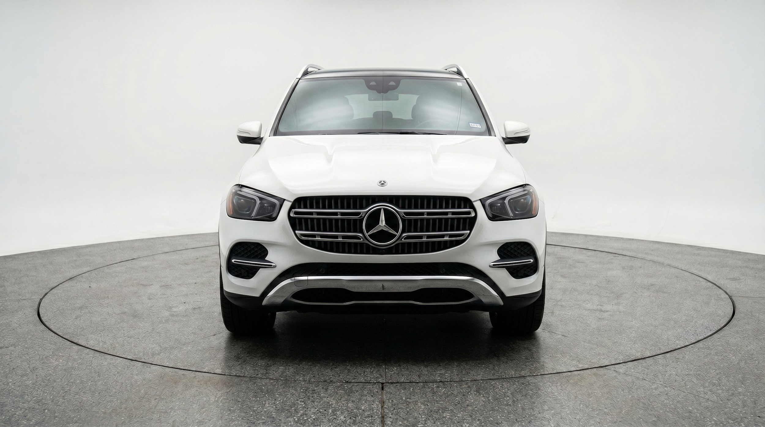 Thumbnail: 2026 Mercedes-Benz GLE - 2