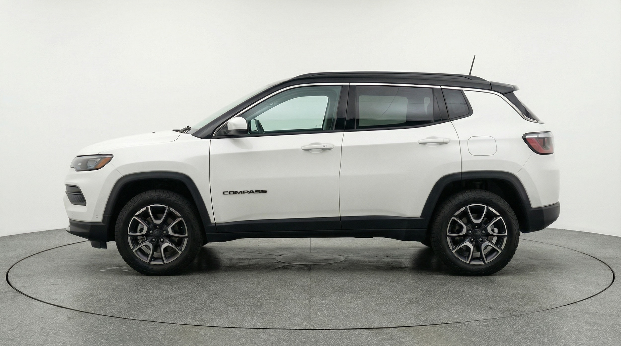 Thumbnail: 2025 Jeep Compass - 4