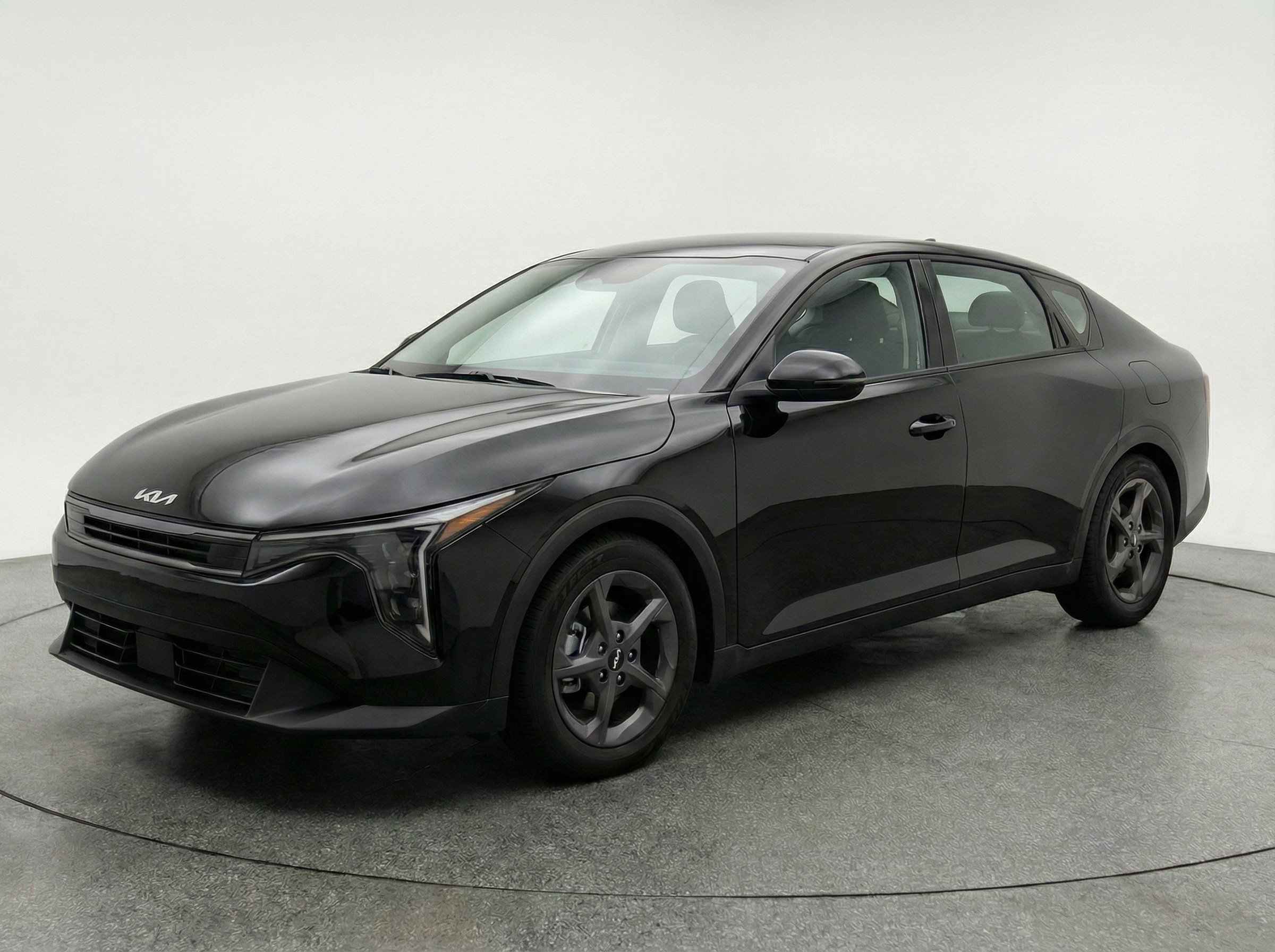 Thumbnail: 2025 Kia K4 - 3