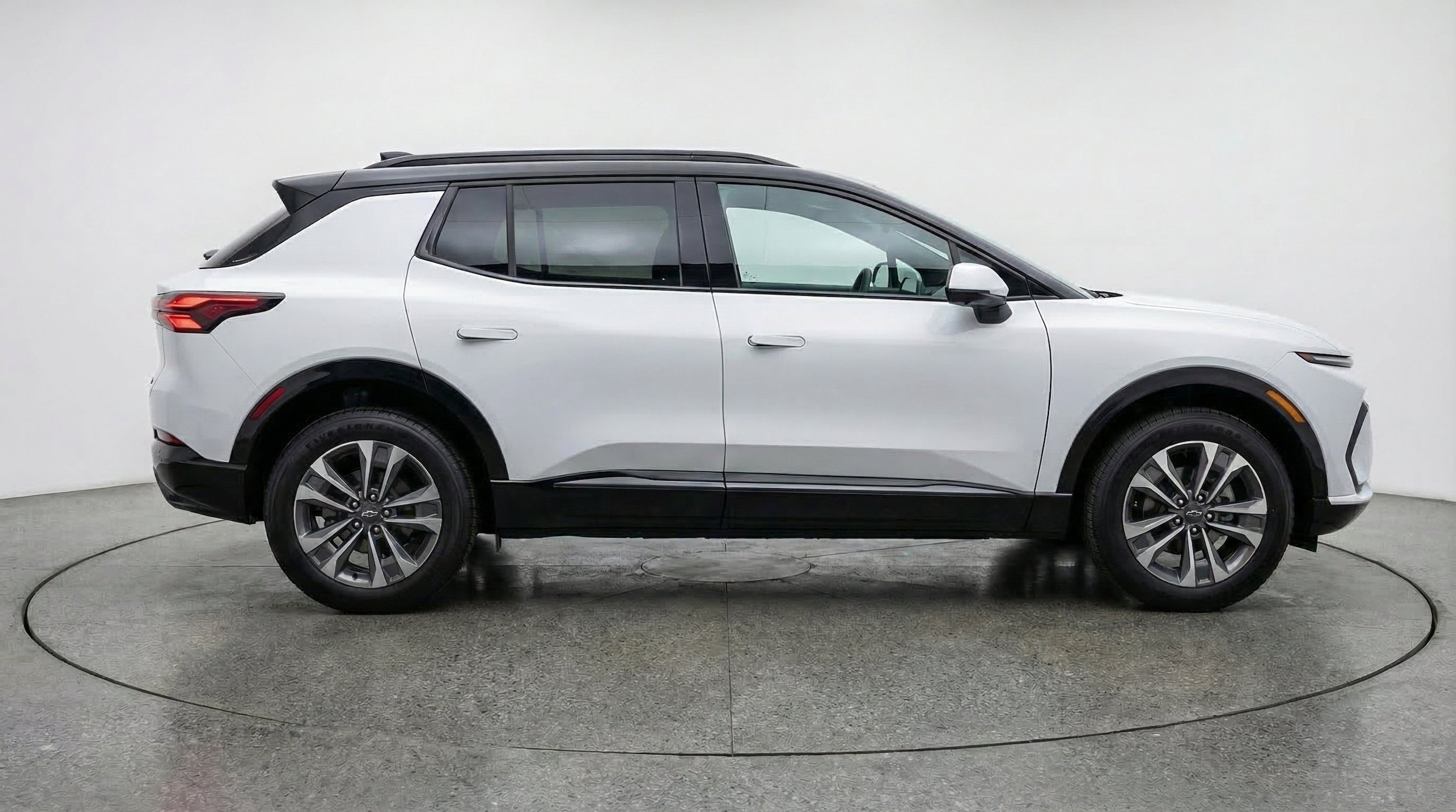 Thumbnail: 2025 Chevrolet Equinox - 11