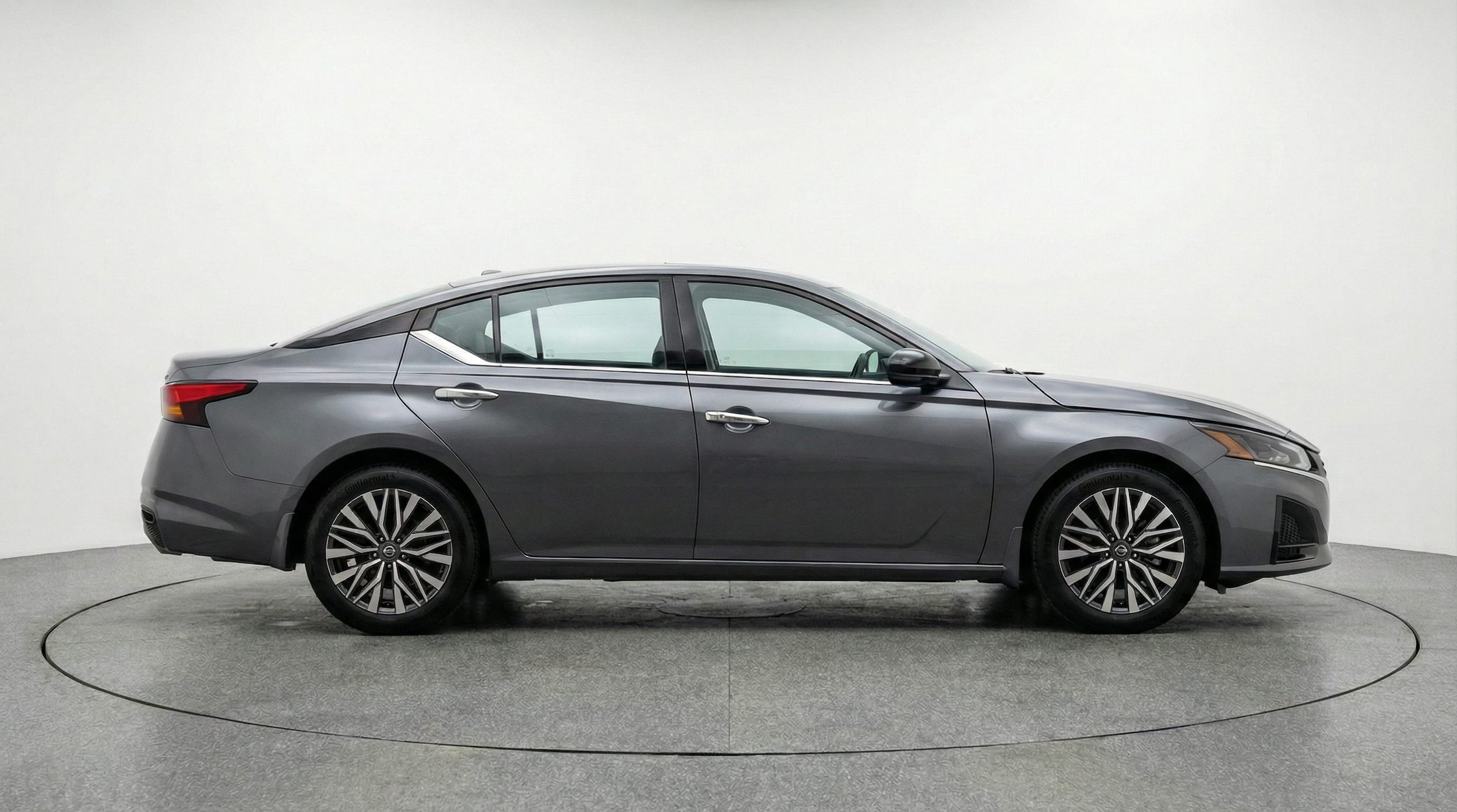 Thumbnail: 2025 Nissan Altima - 8