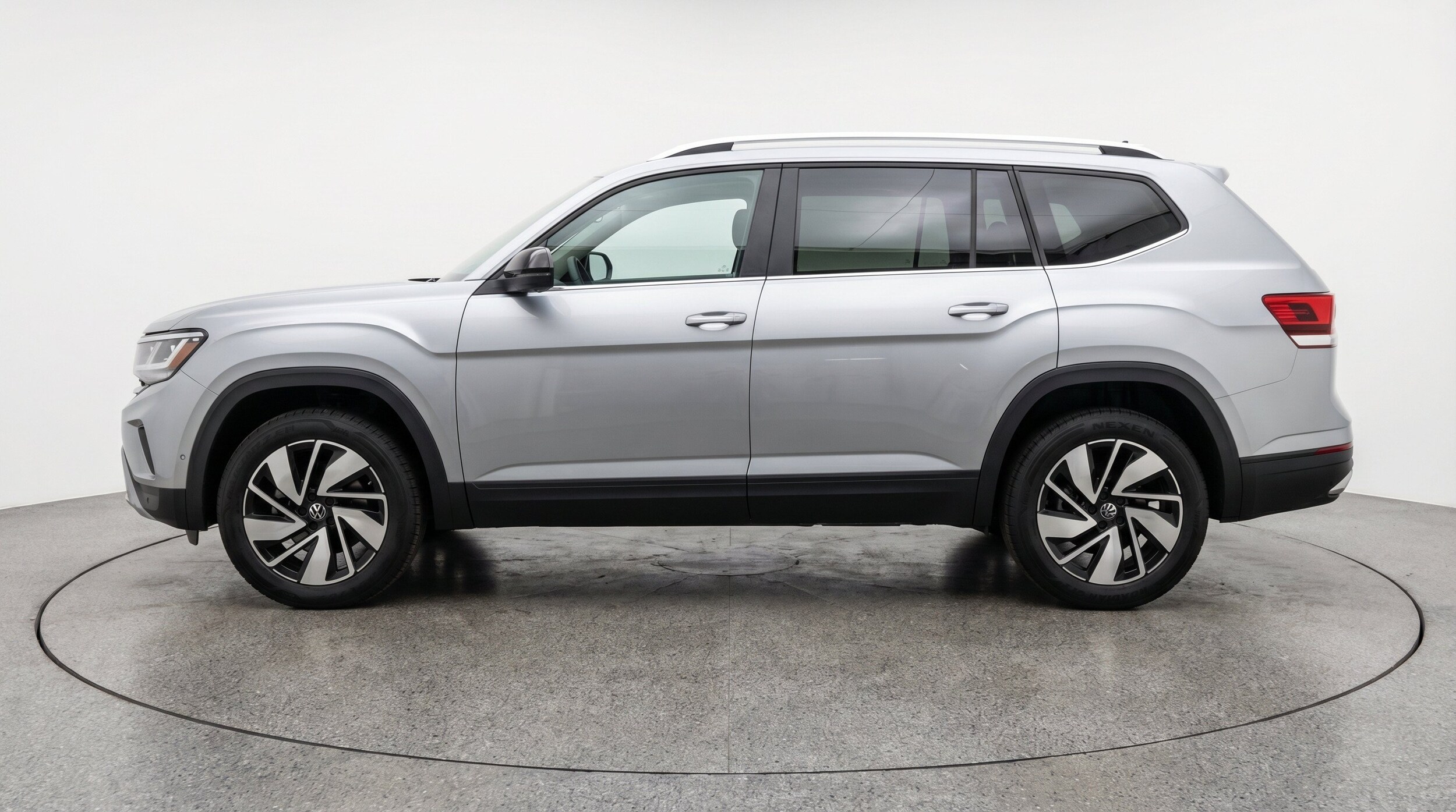 Thumbnail: 2026 Volkswagen Atlas - 5