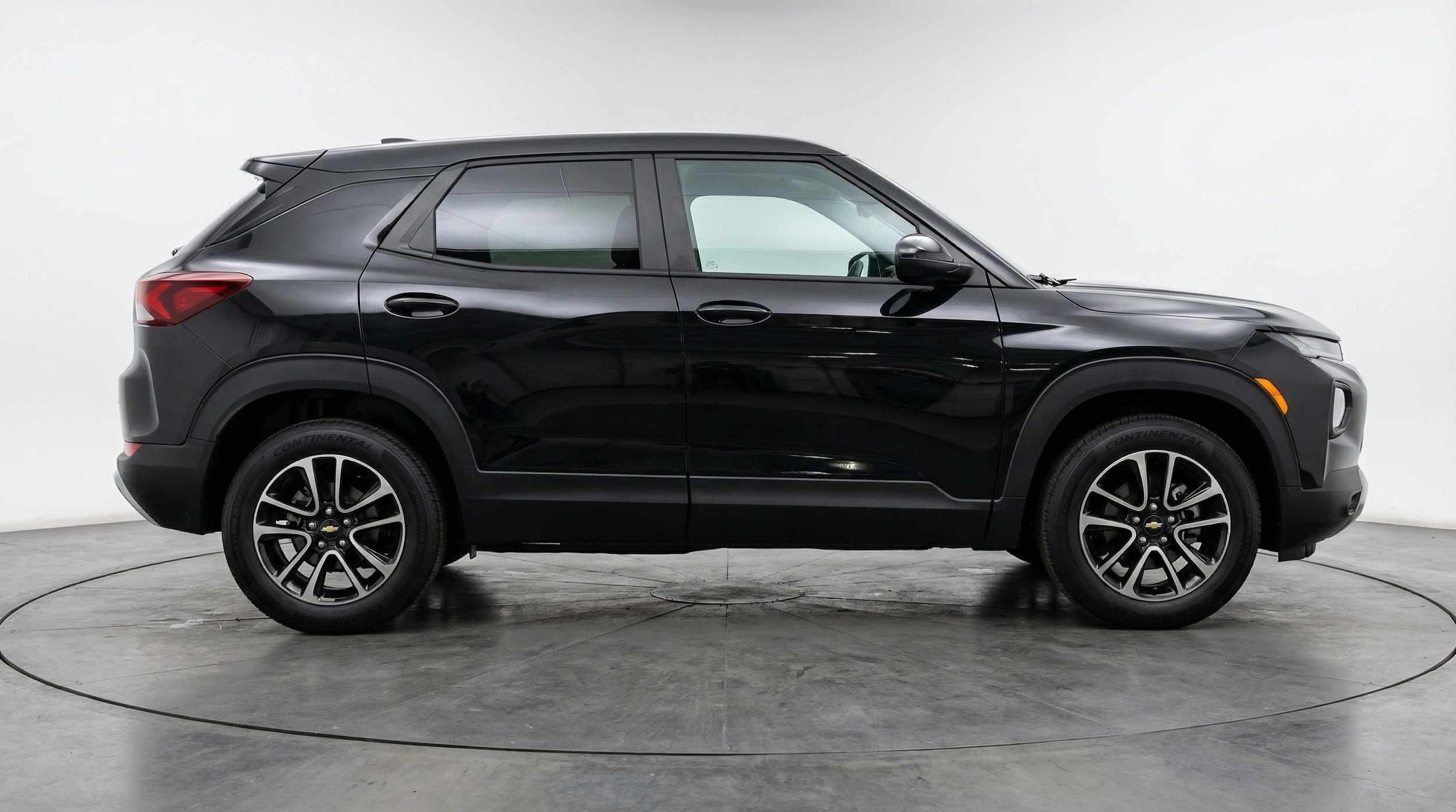 Thumbnail: 2025 Chevrolet TrailBlazer - 8