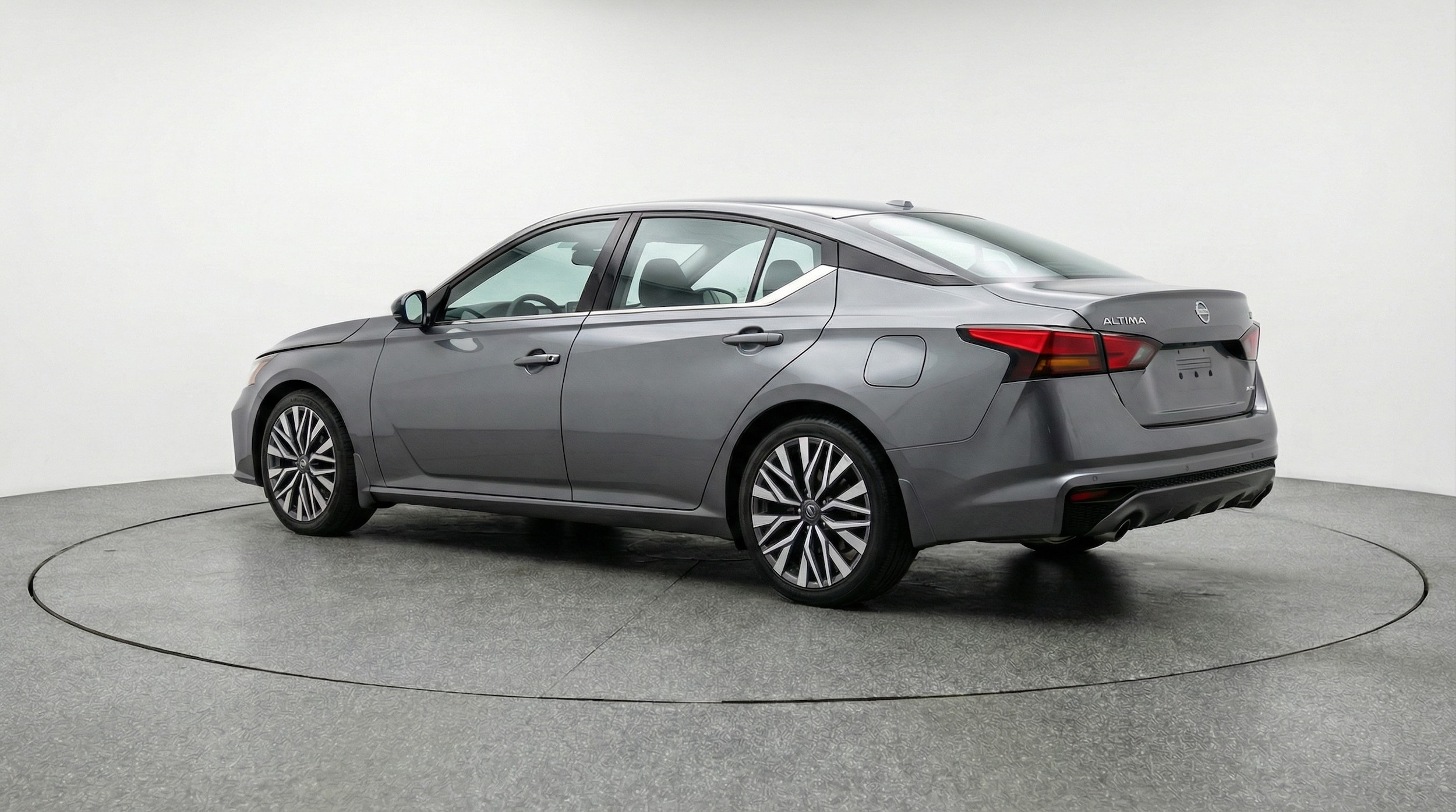 Thumbnail: 2025 Nissan Altima - 5