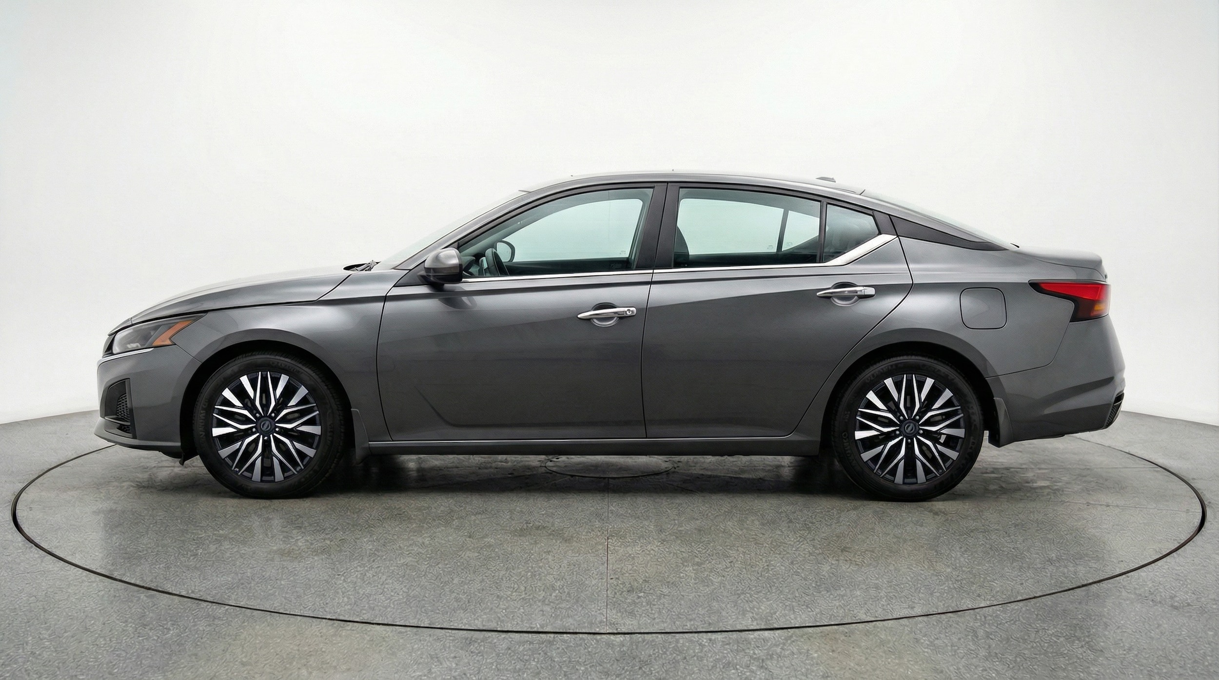 Thumbnail: 2025 Nissan Altima - 4