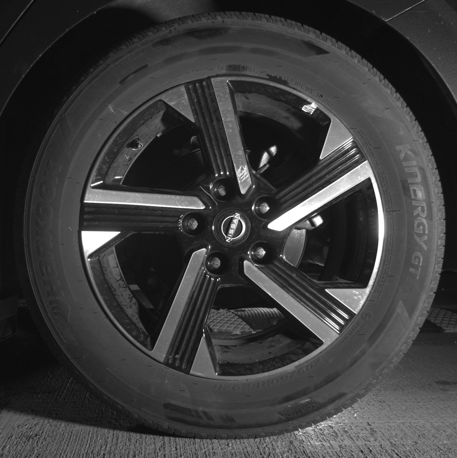 Thumbnail: 2025 Nissan Sentra - 11