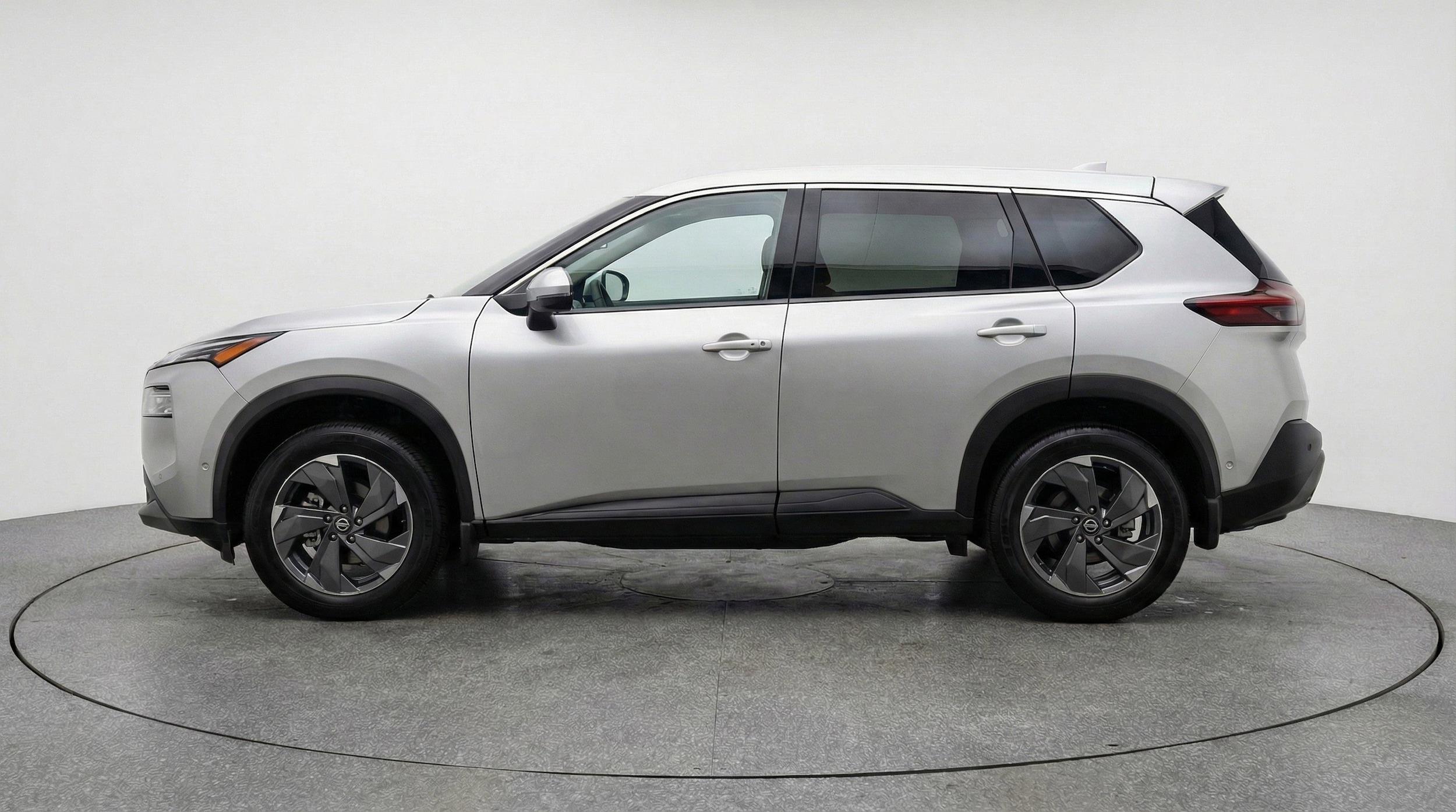 Thumbnail: 2025 Nissan Rogue - 5