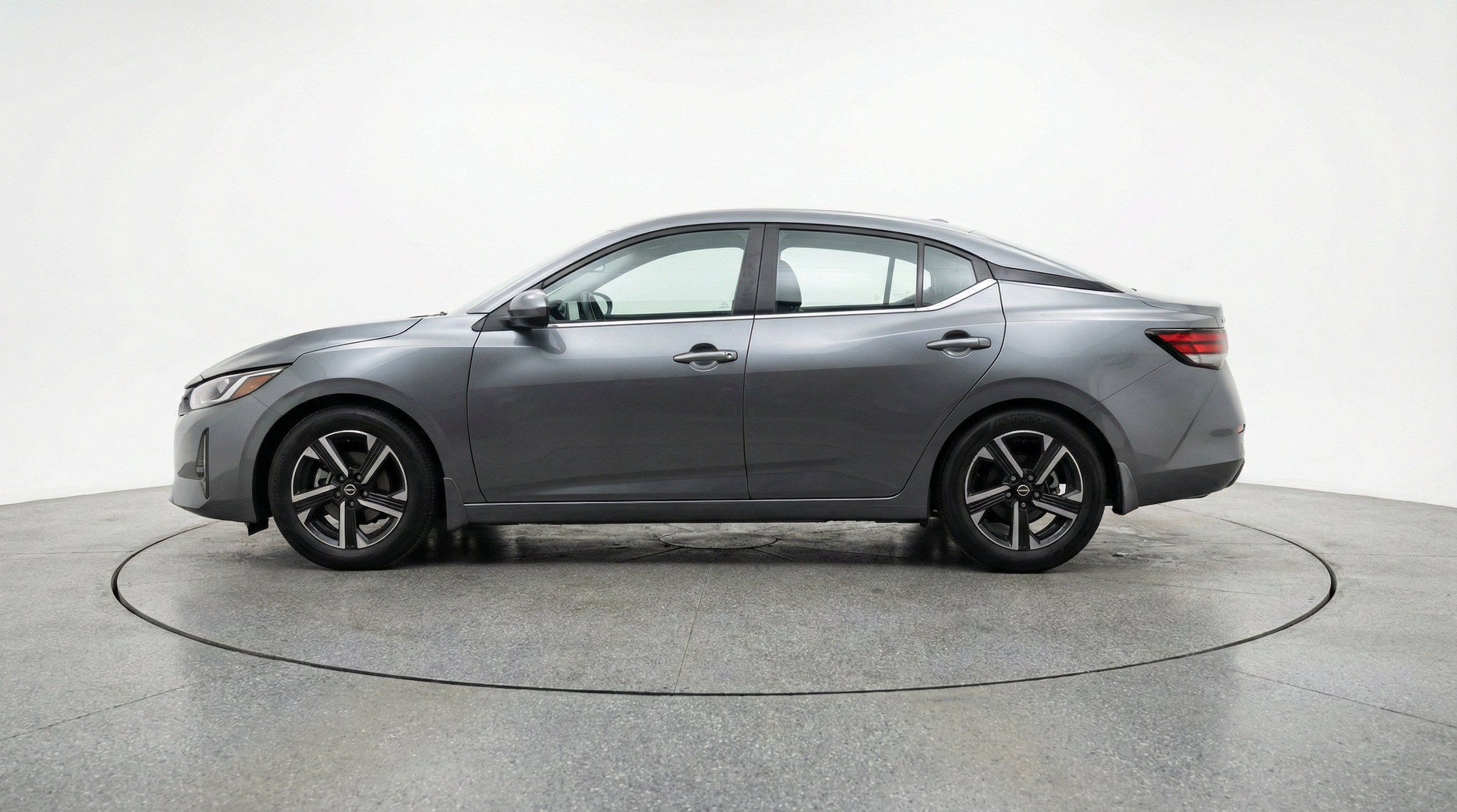 Thumbnail: 2025 Nissan Sentra - 5