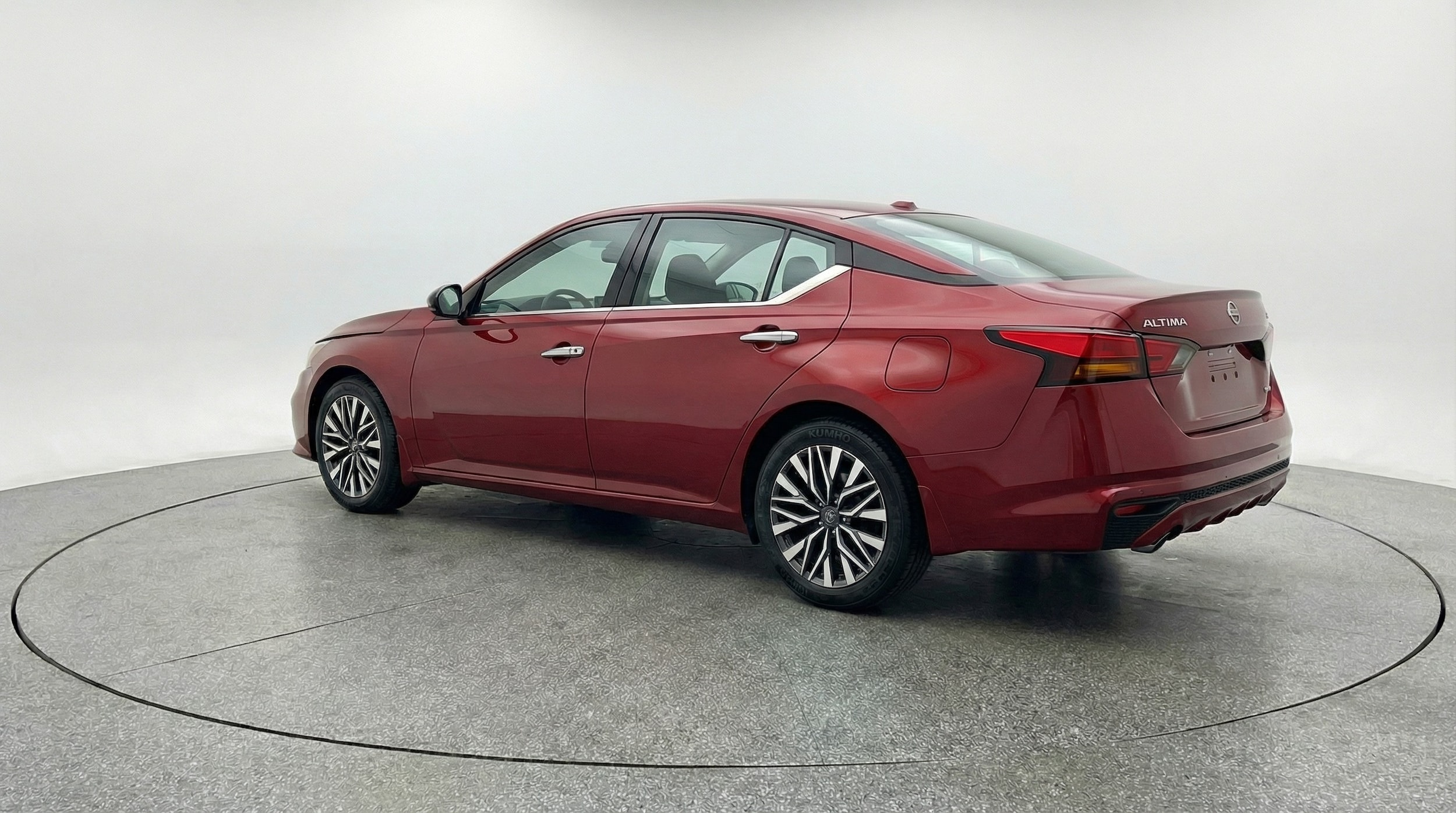 Thumbnail: 2025 Nissan Altima - 5