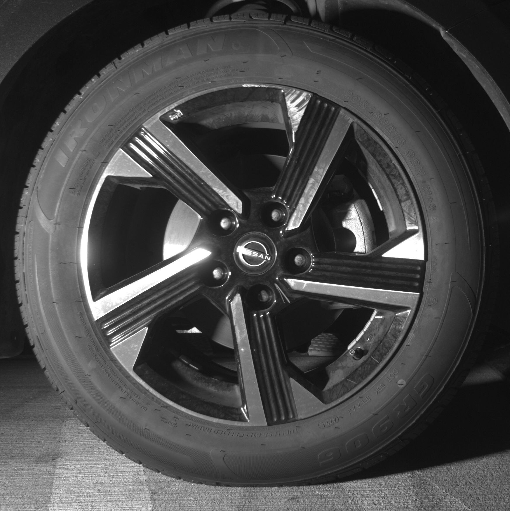 Thumbnail: 2025 Nissan Sentra - 10