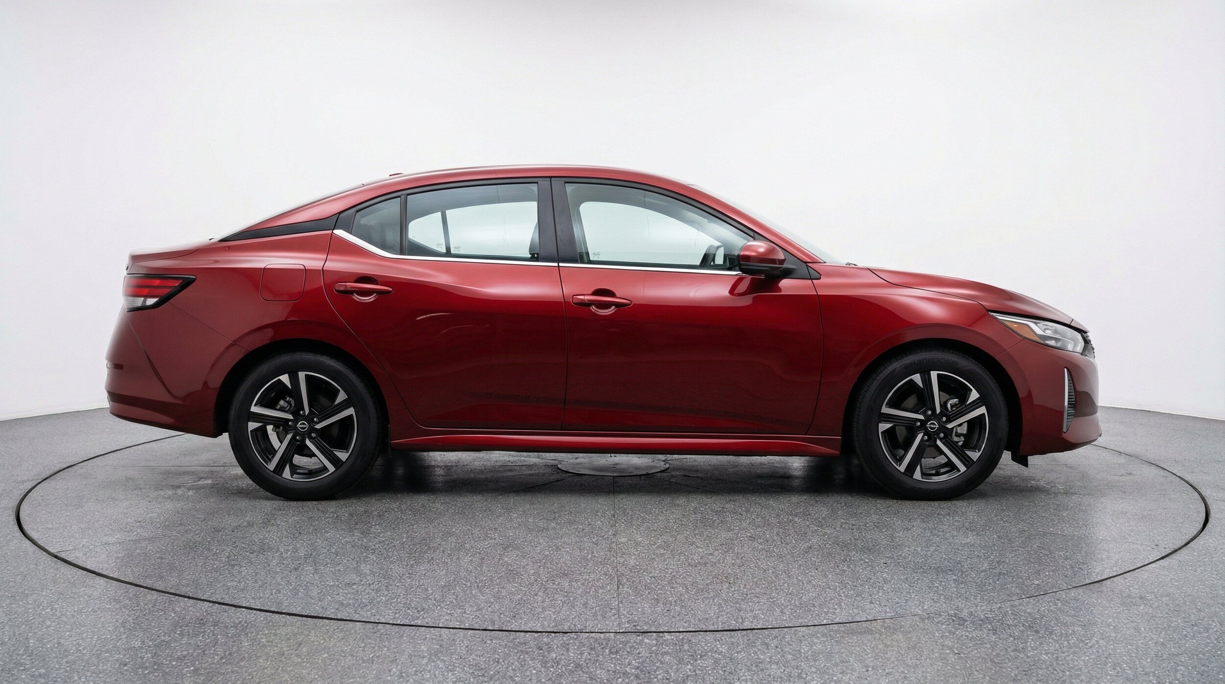 Thumbnail: 2025 Nissan Sentra - 11