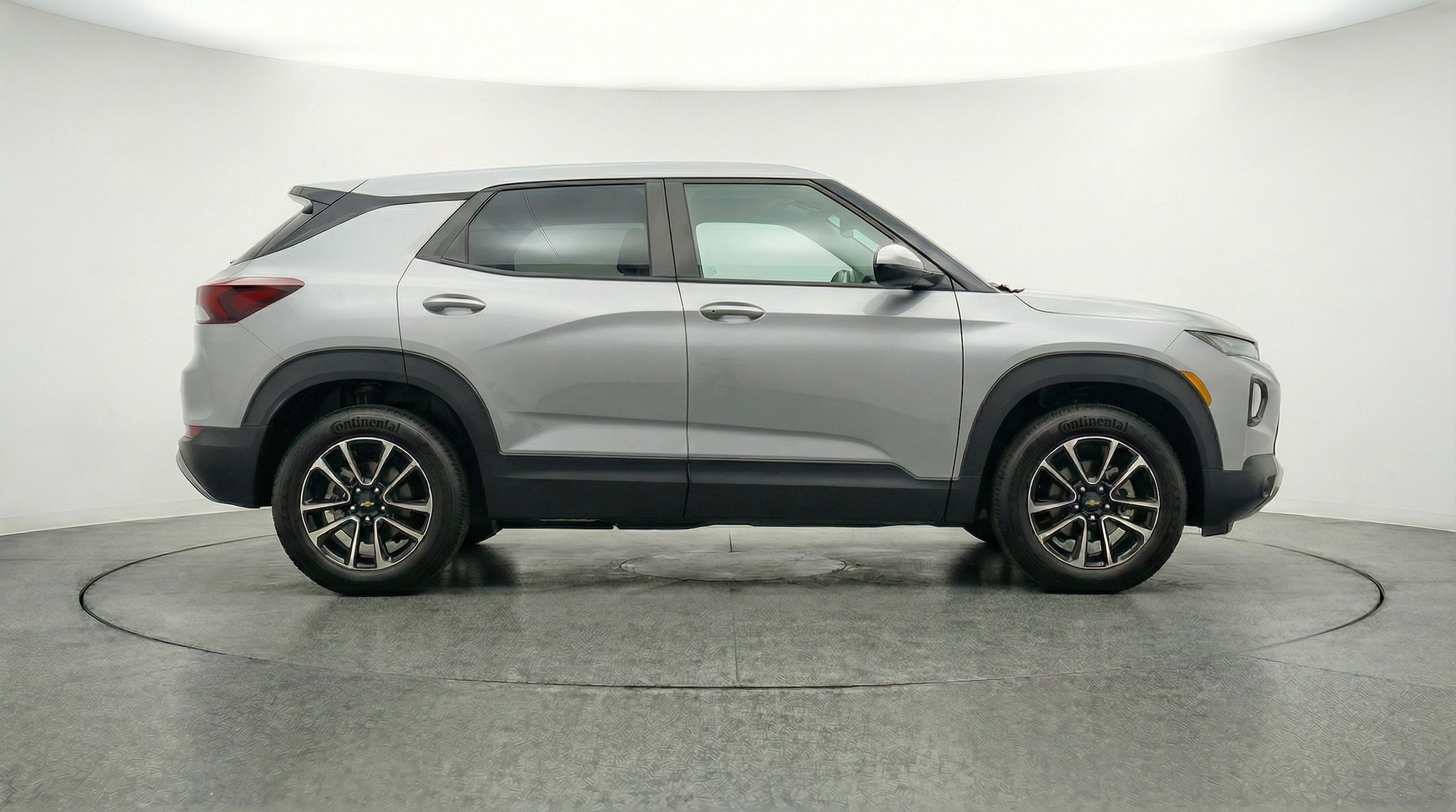 Thumbnail: 2025 Chevrolet TrailBlazer - 11