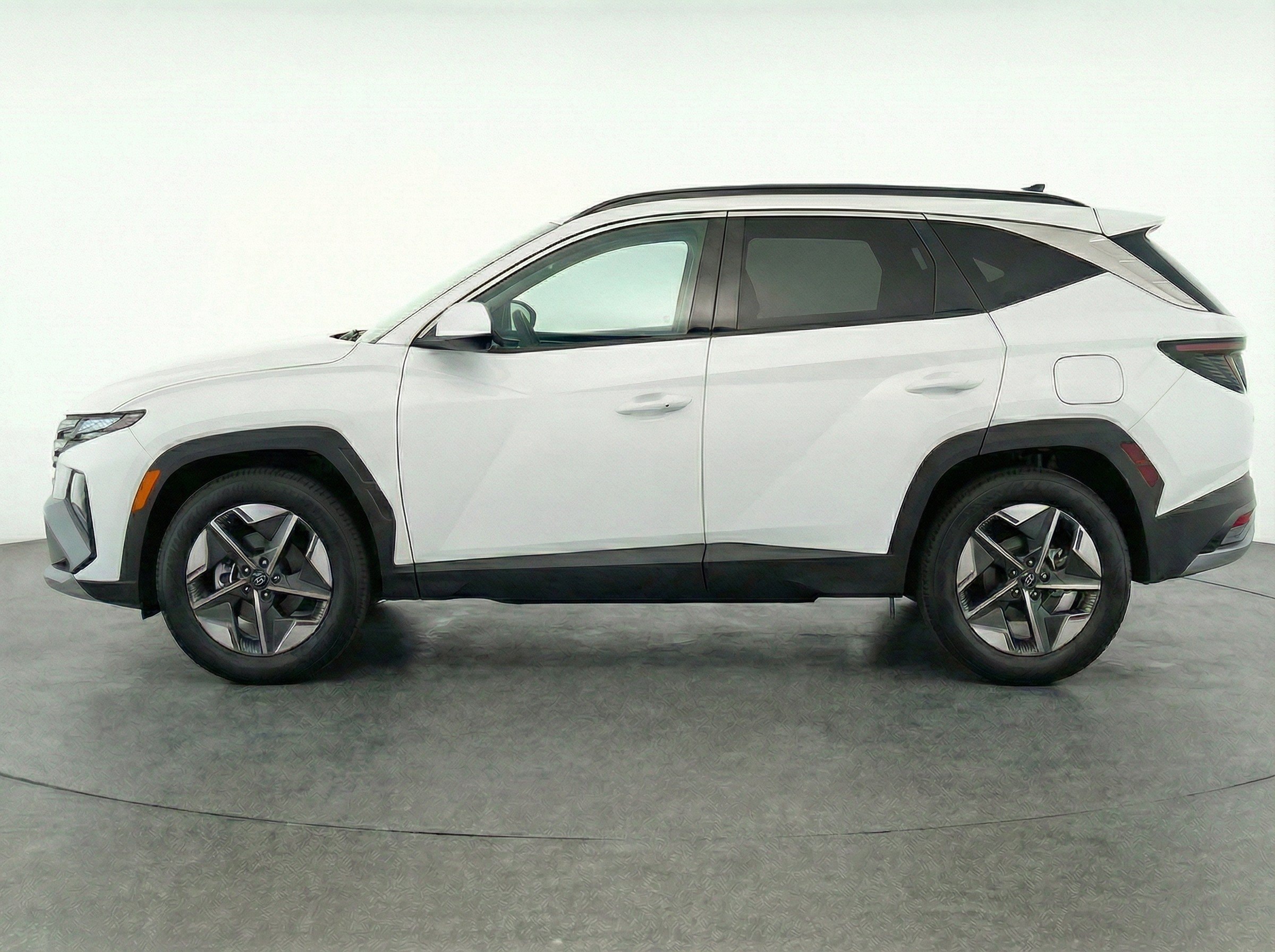 Thumbnail: 2025 Hyundai Tucson - 5