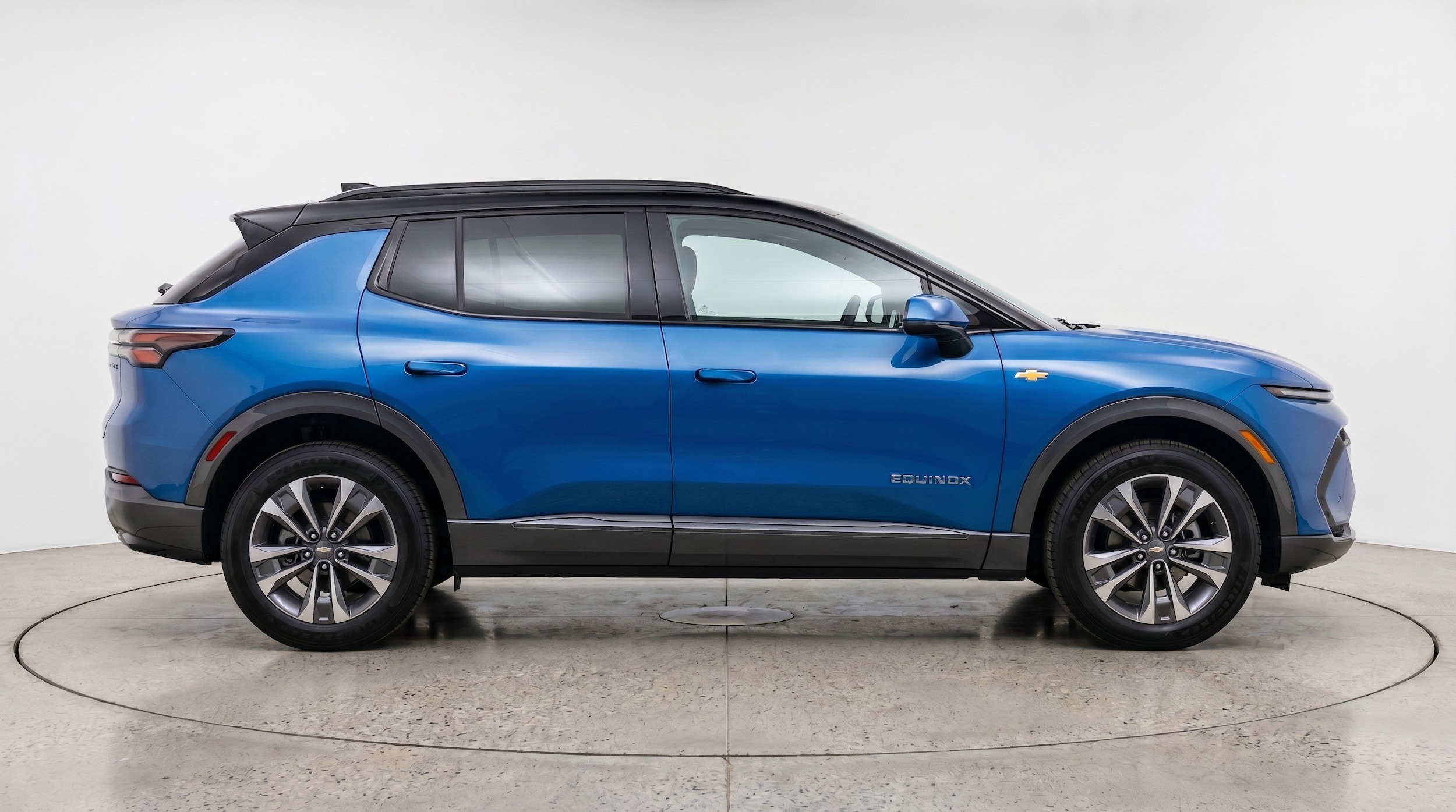 Thumbnail: 2025 Chevrolet Equinox - 11
