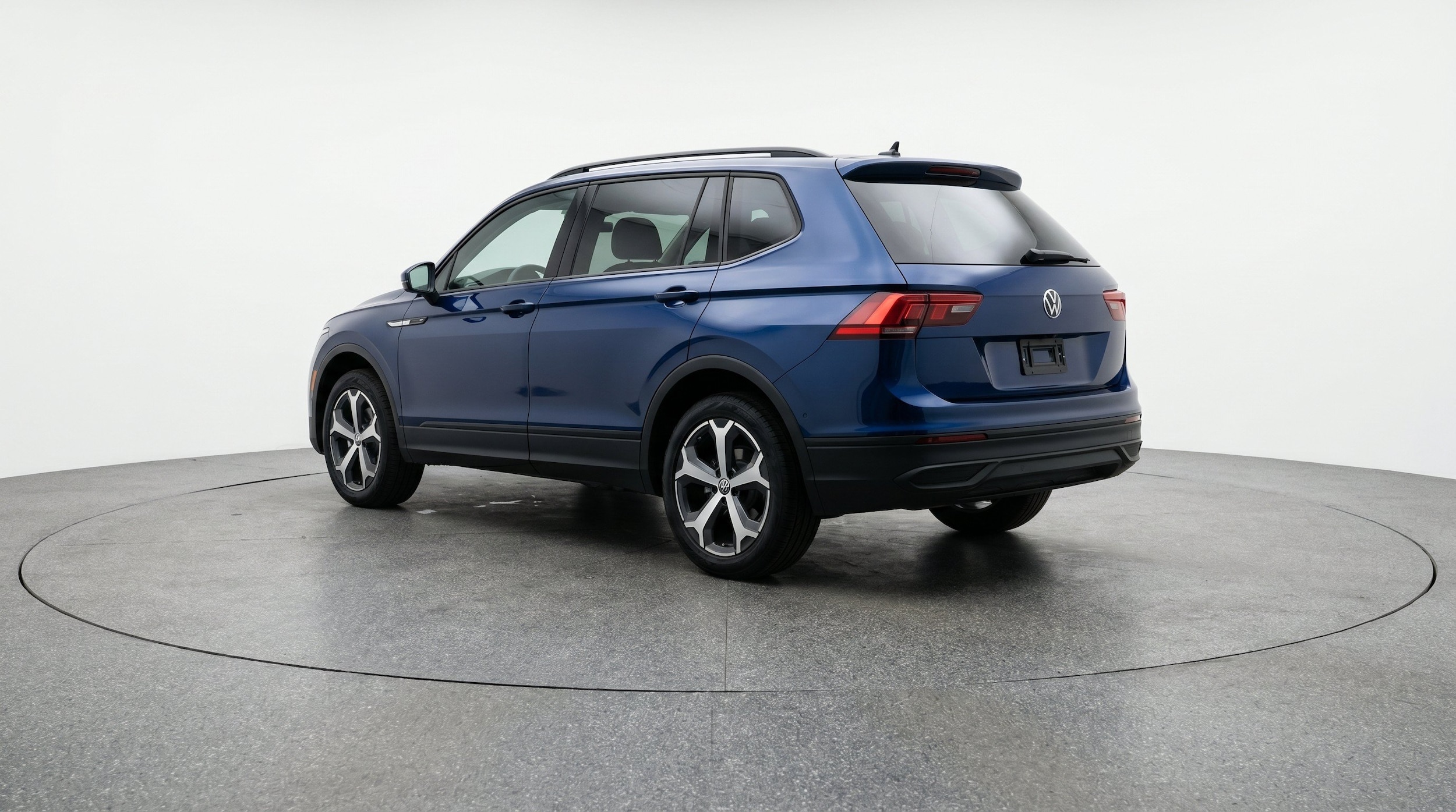 Thumbnail: 2026 Volkswagen Tiguan - 6