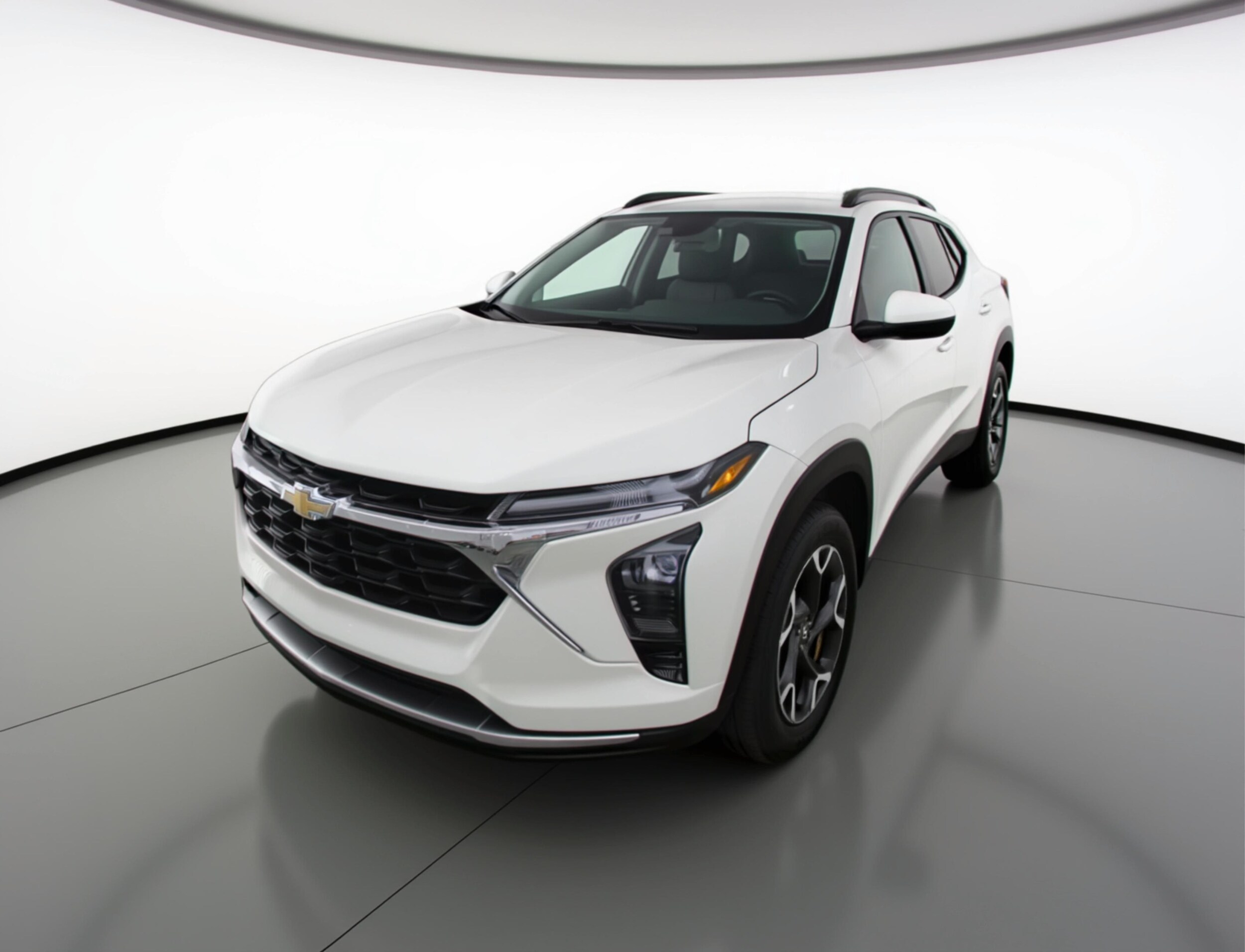 Thumbnail: 2025 Chevrolet Trax - 3
