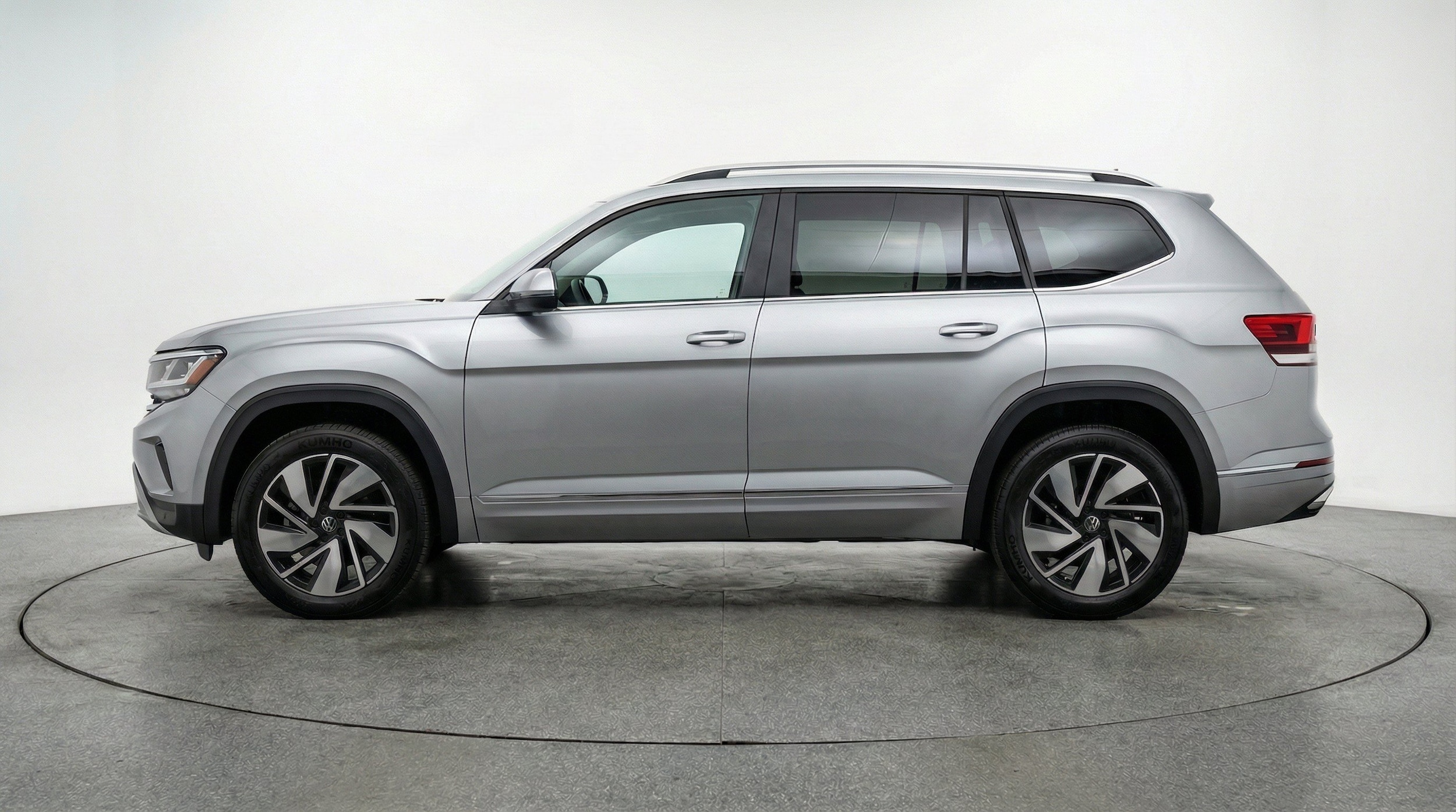 Thumbnail: 2026 Volkswagen Atlas - 5