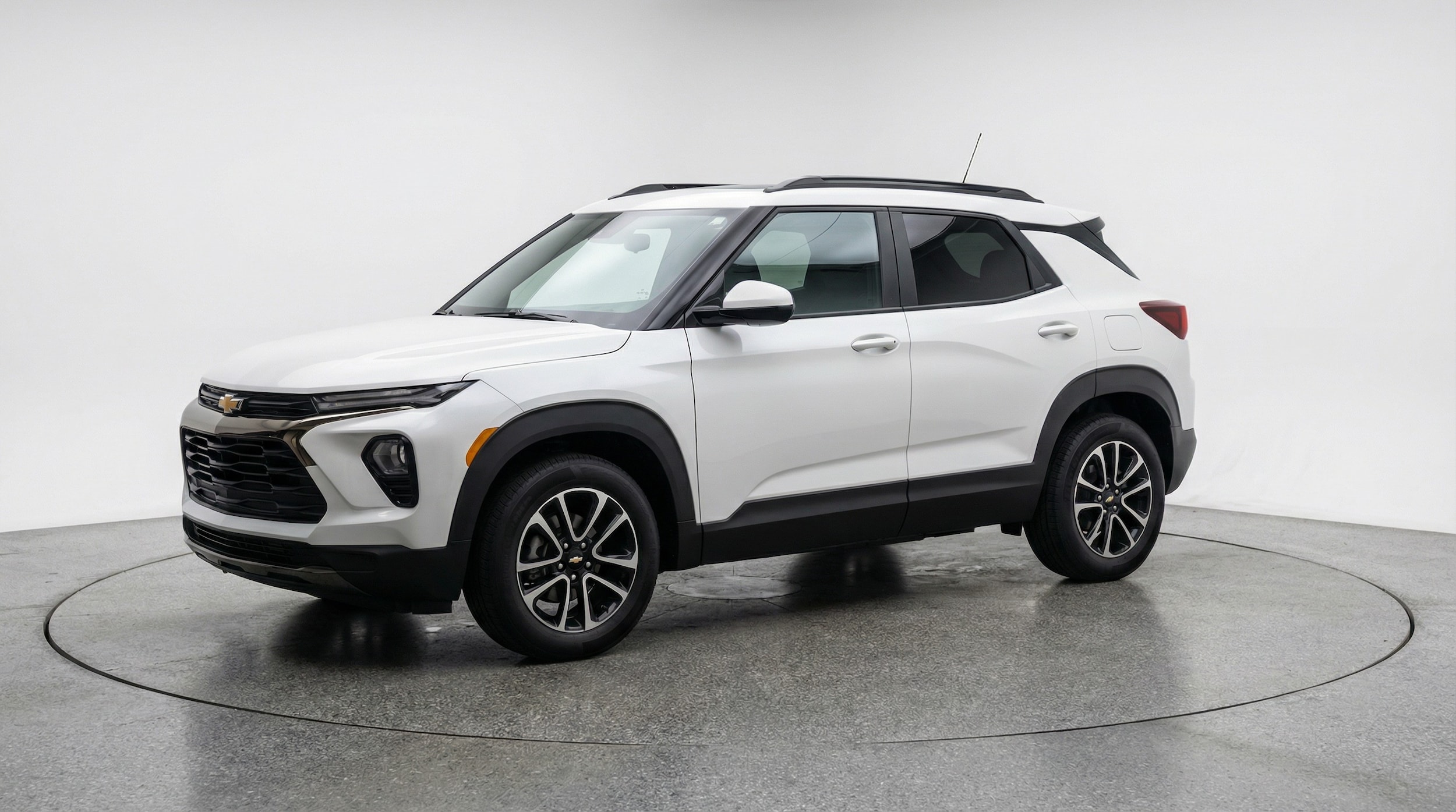 Thumbnail: 2025 Chevrolet TrailBlazer - 3