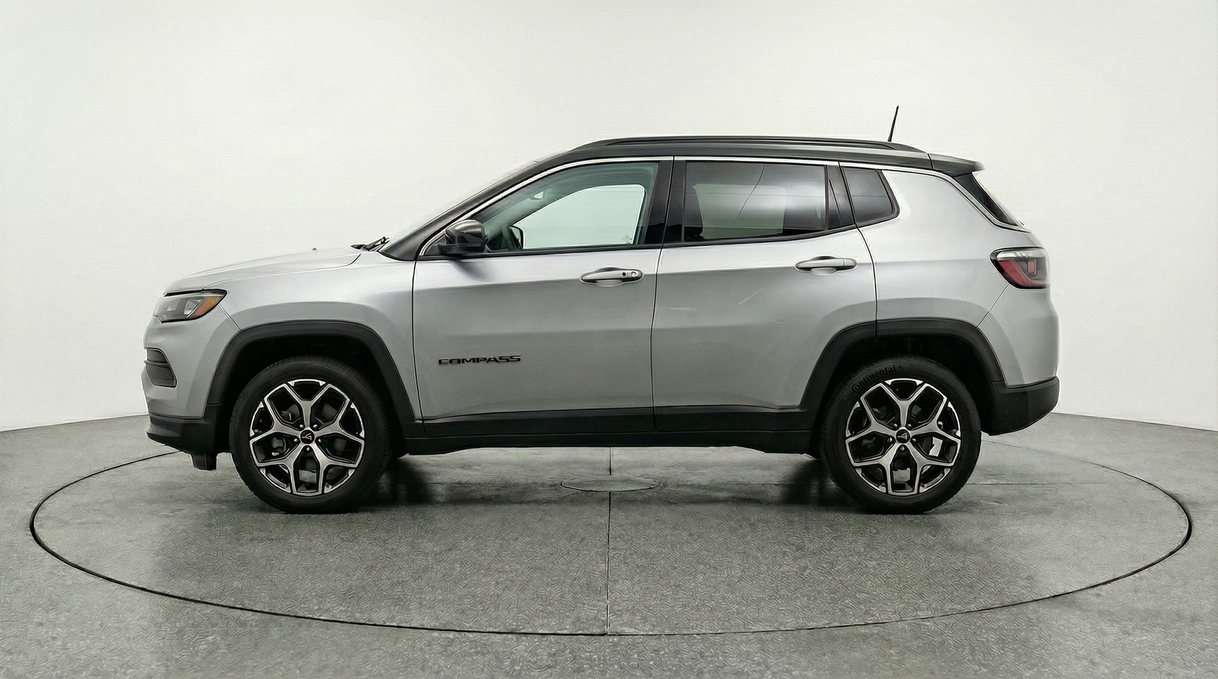 Thumbnail: 2025 Jeep Compass - 4