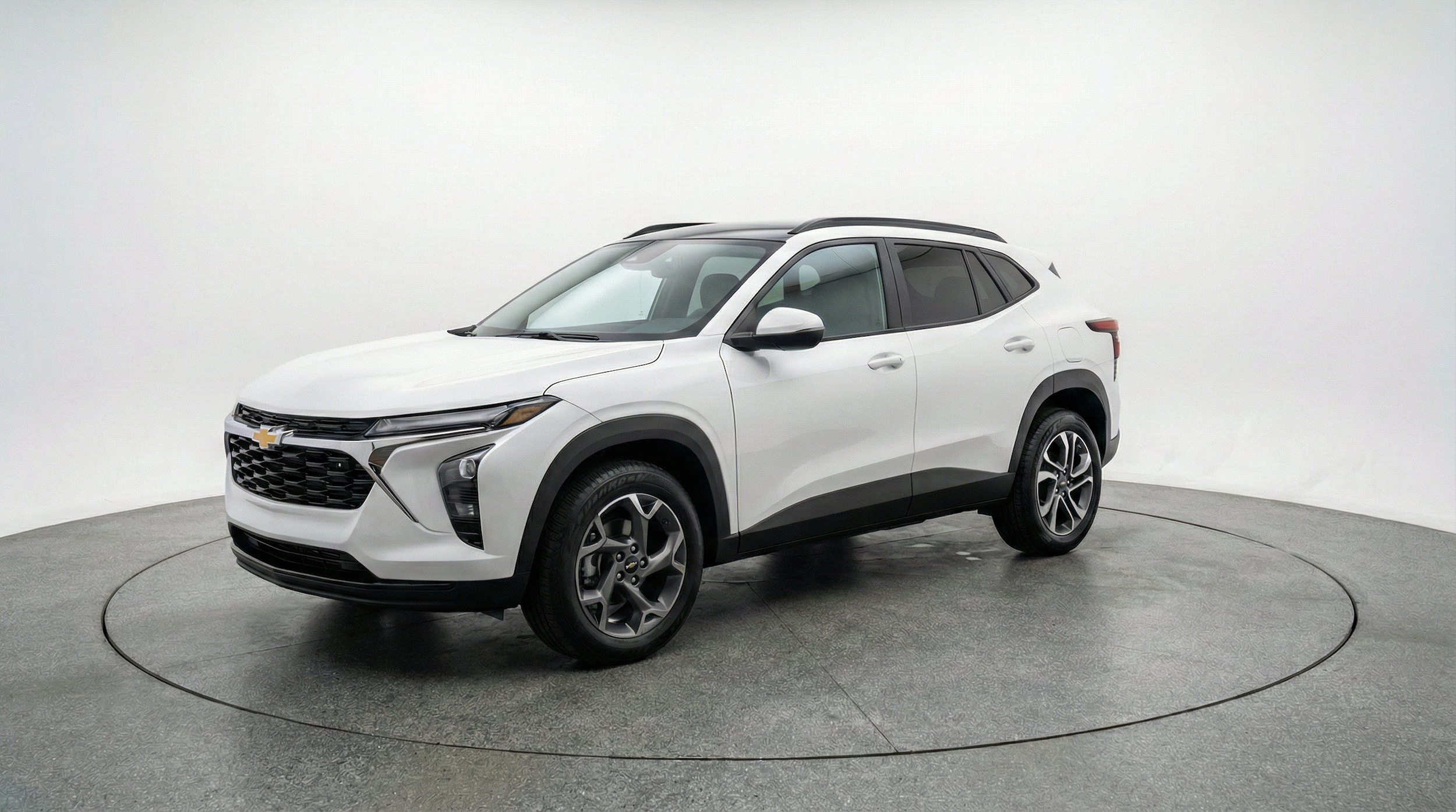 Thumbnail: 2025 Chevrolet Trax - 3