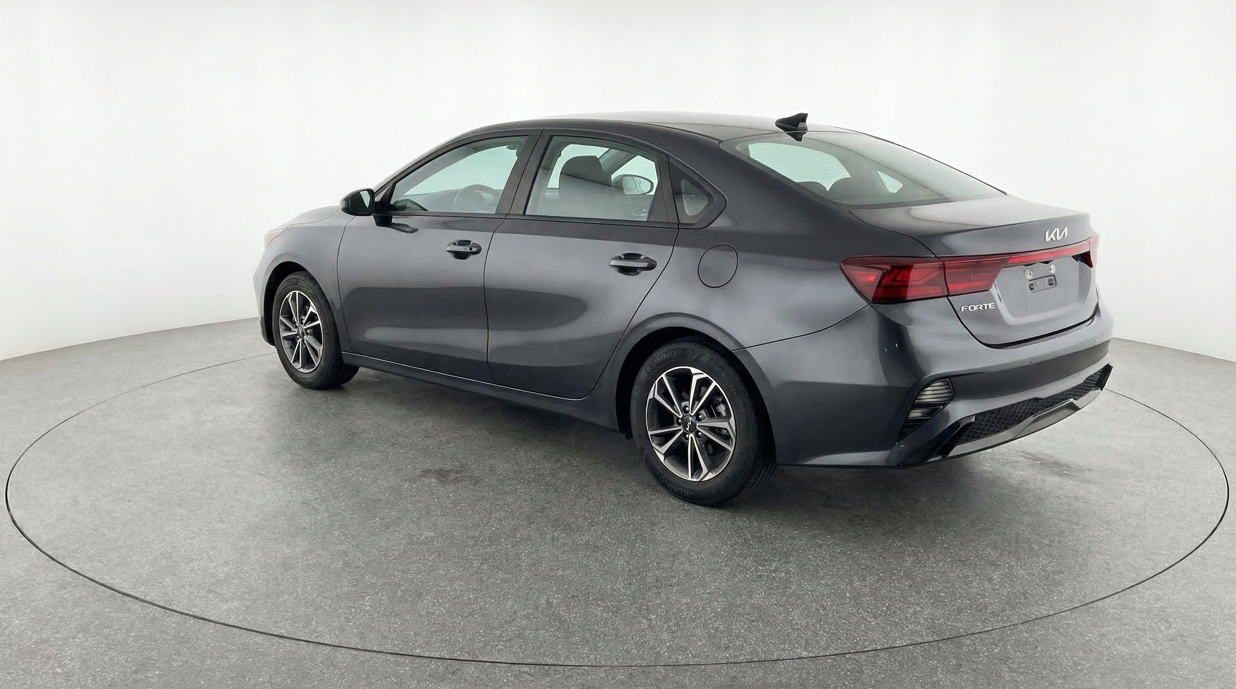 Thumbnail: 2024 Kia Forte - 6
