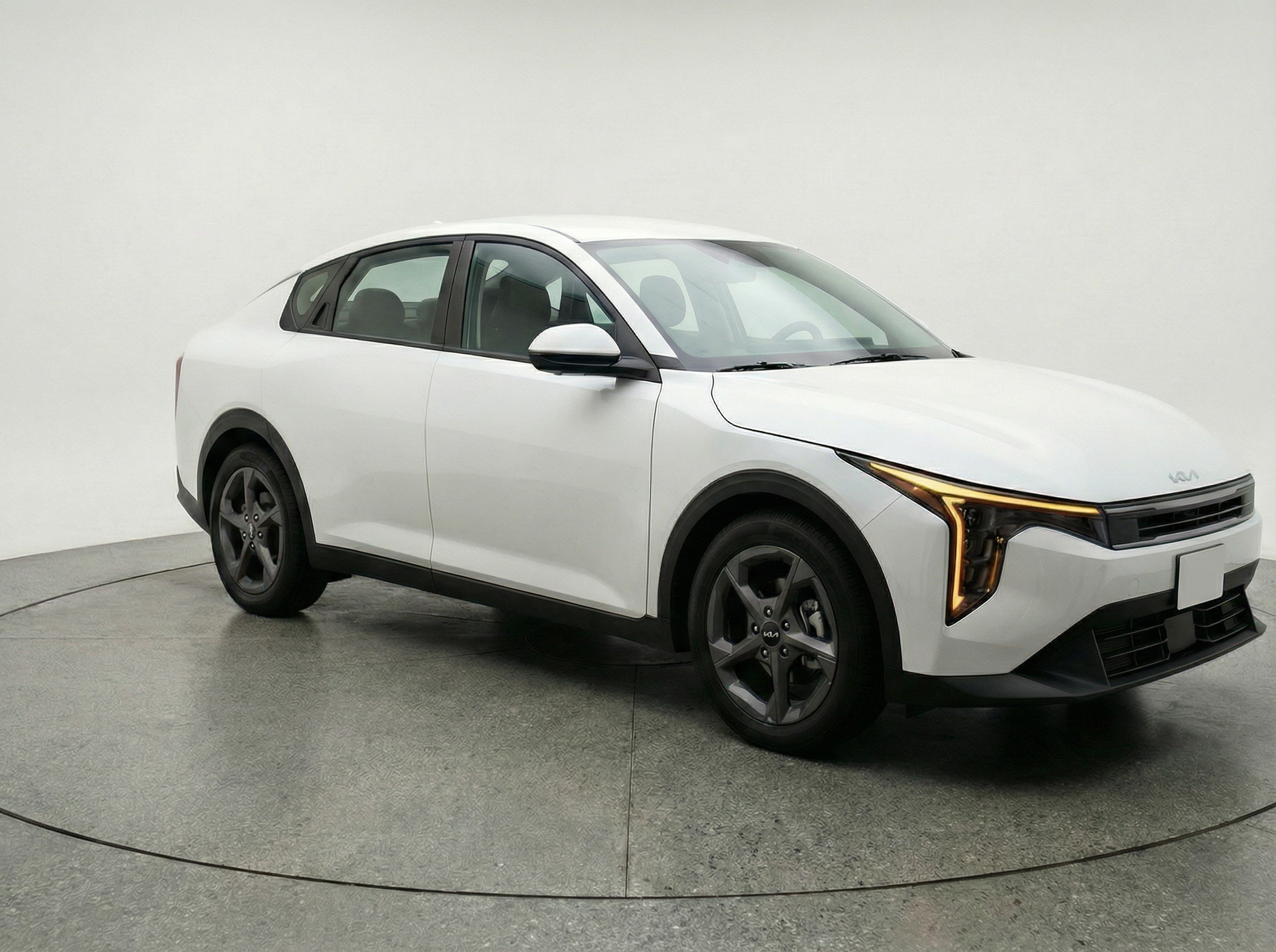 Thumbnail: 2025 Kia K4 - 1