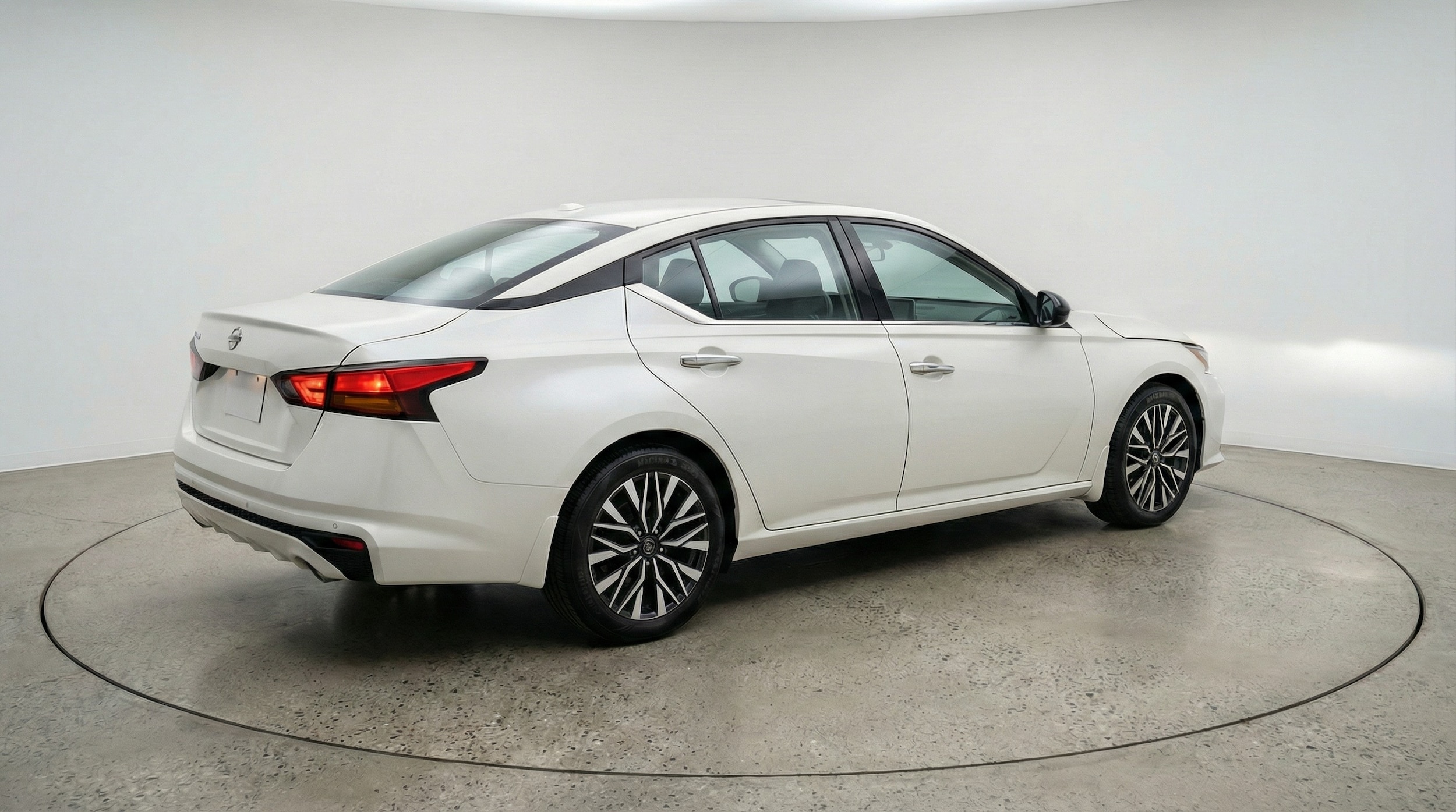 Thumbnail: 2025 Nissan Altima - 7