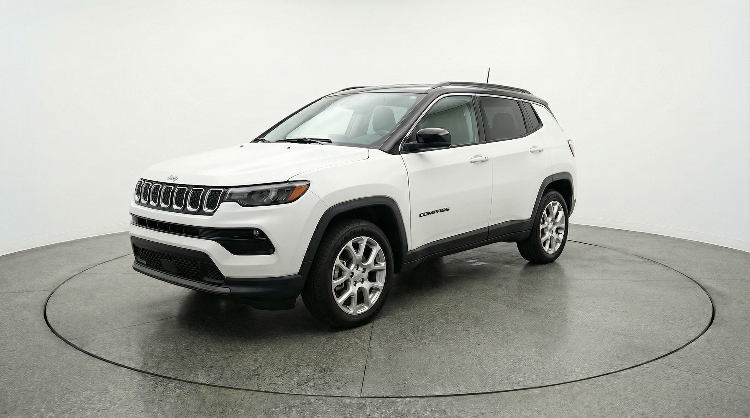 Thumbnail: 2025 Jeep Compass - 3