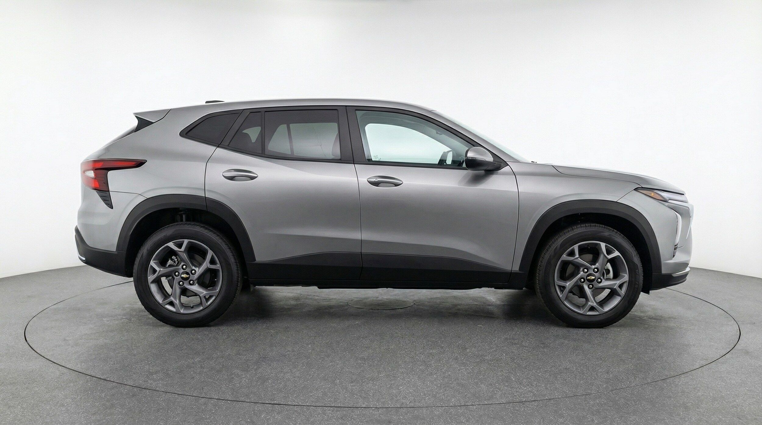 Thumbnail: 2025 Chevrolet Trax - 8