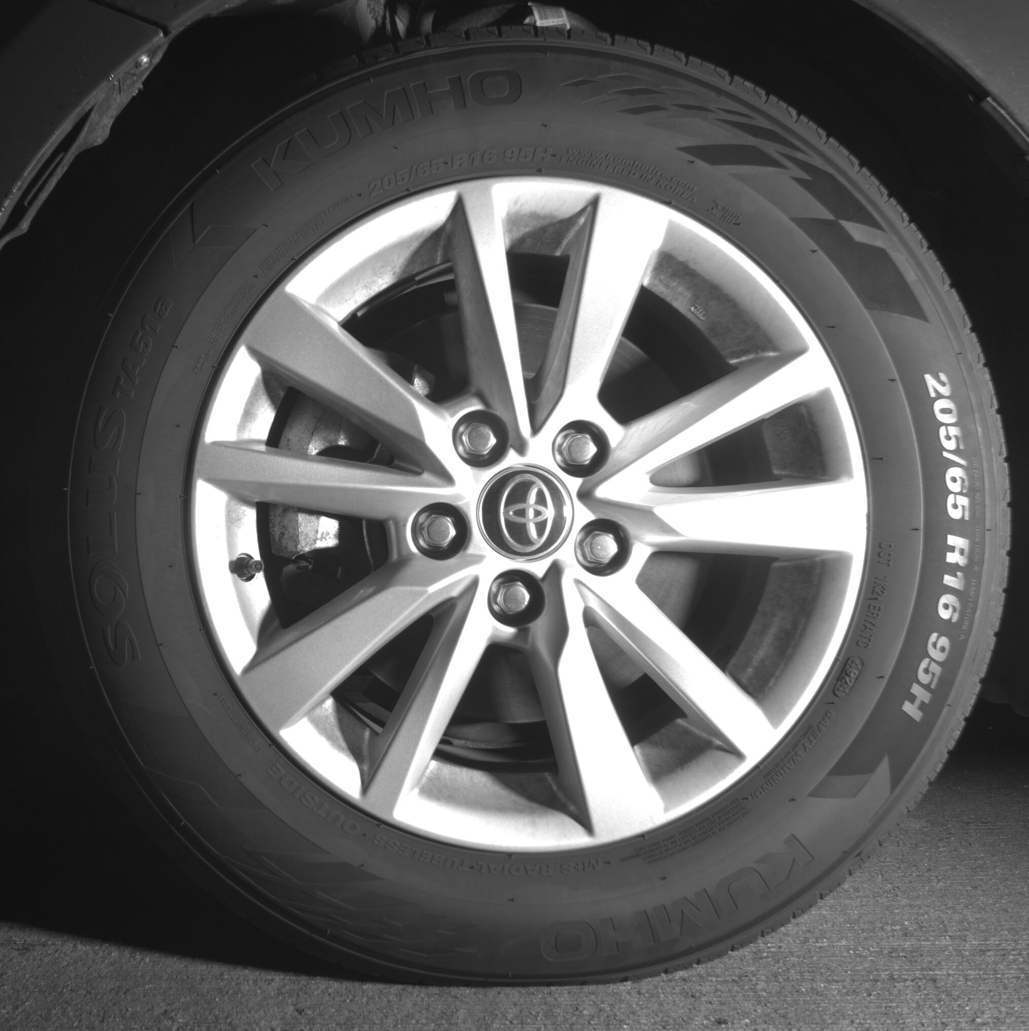 Thumbnail: 2025 Toyota Camry - 9