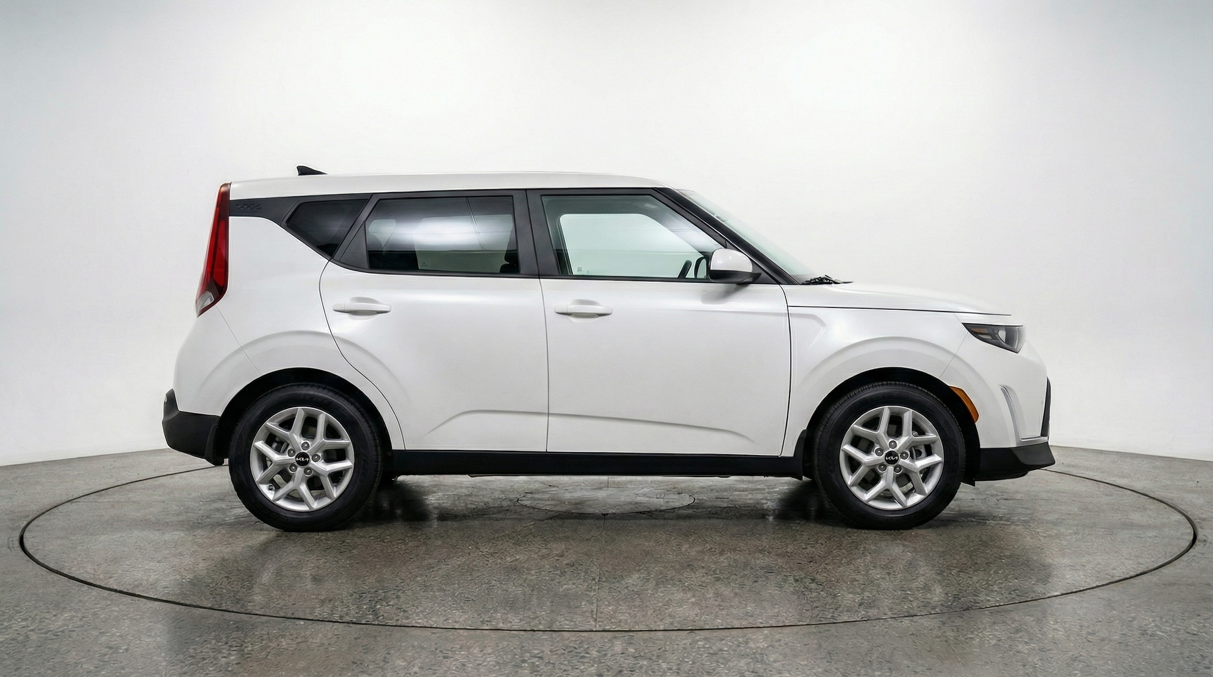 Thumbnail: 2025 Kia Soul - 8