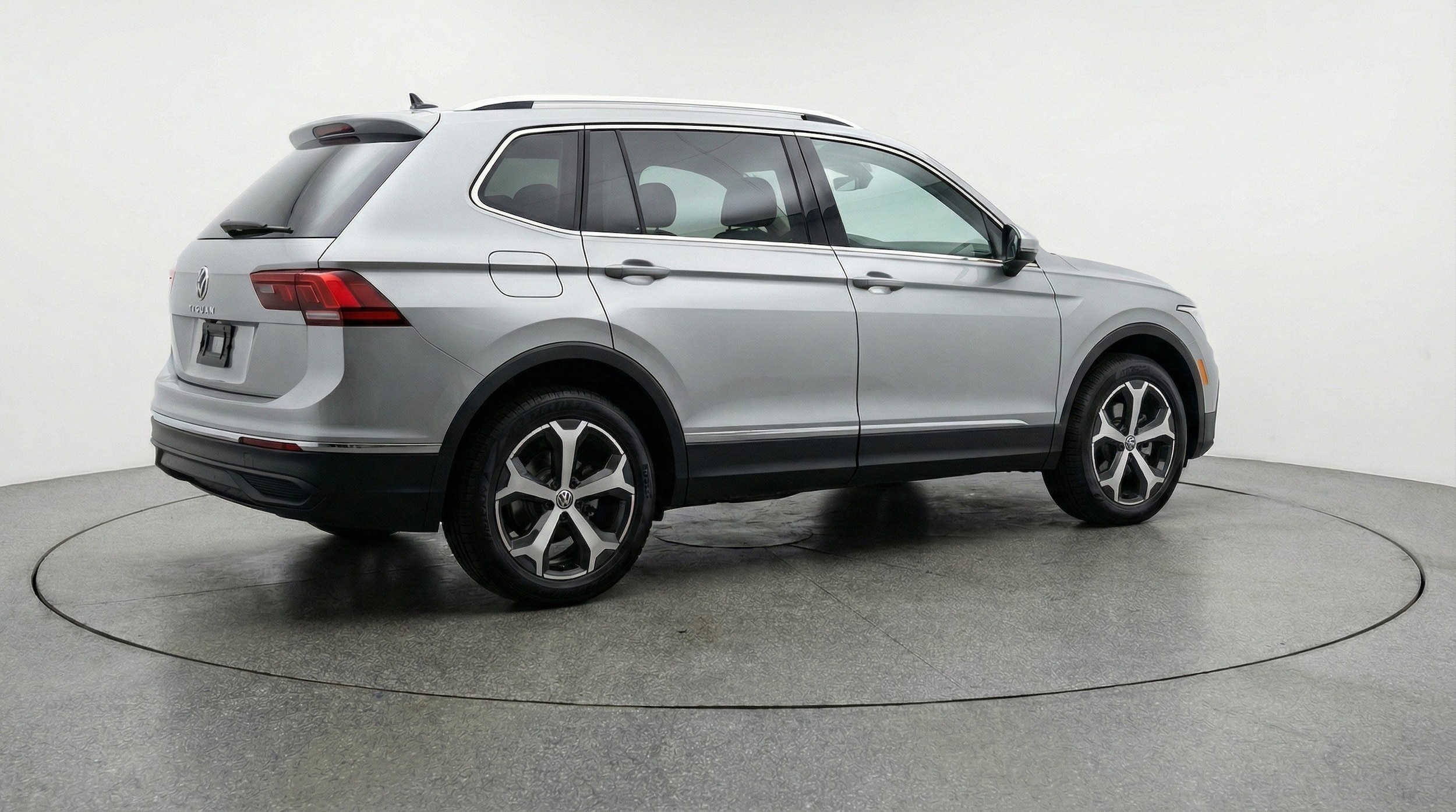 Thumbnail: 2026 Volkswagen Tiguan - 9