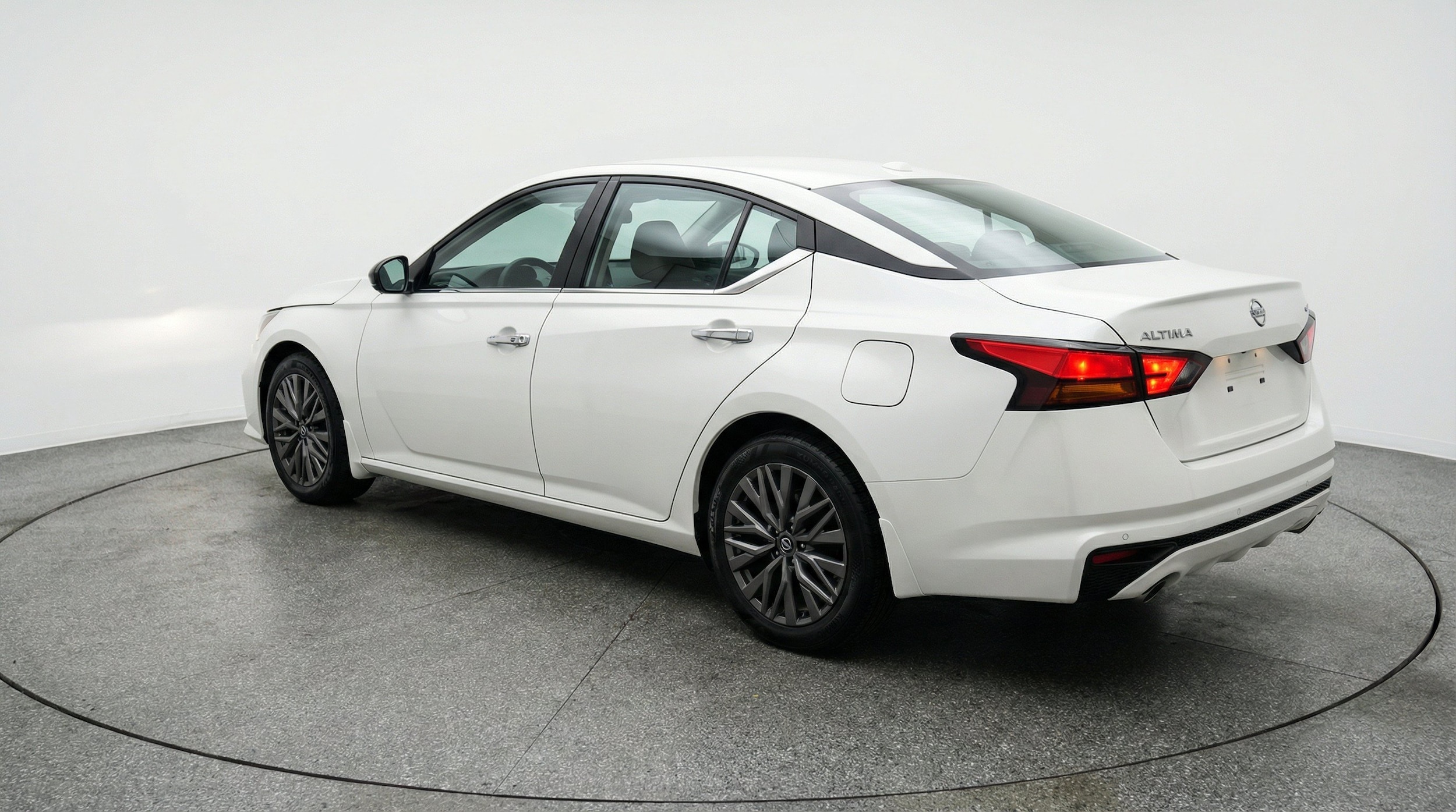 Thumbnail: 2025 Nissan Altima - 6