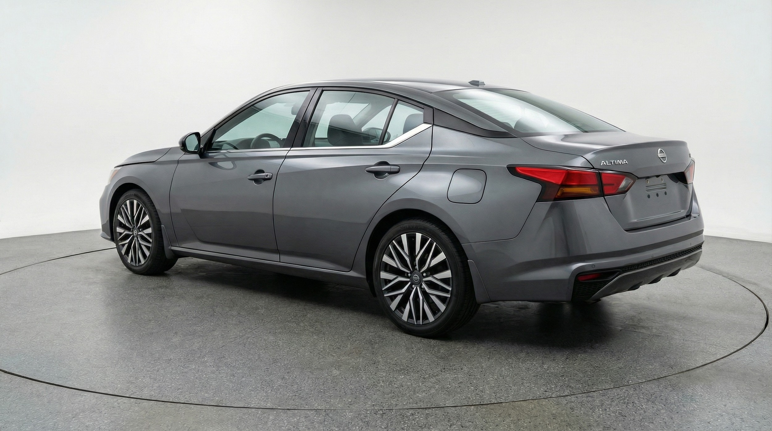 Thumbnail: 2025 Nissan Altima - 5