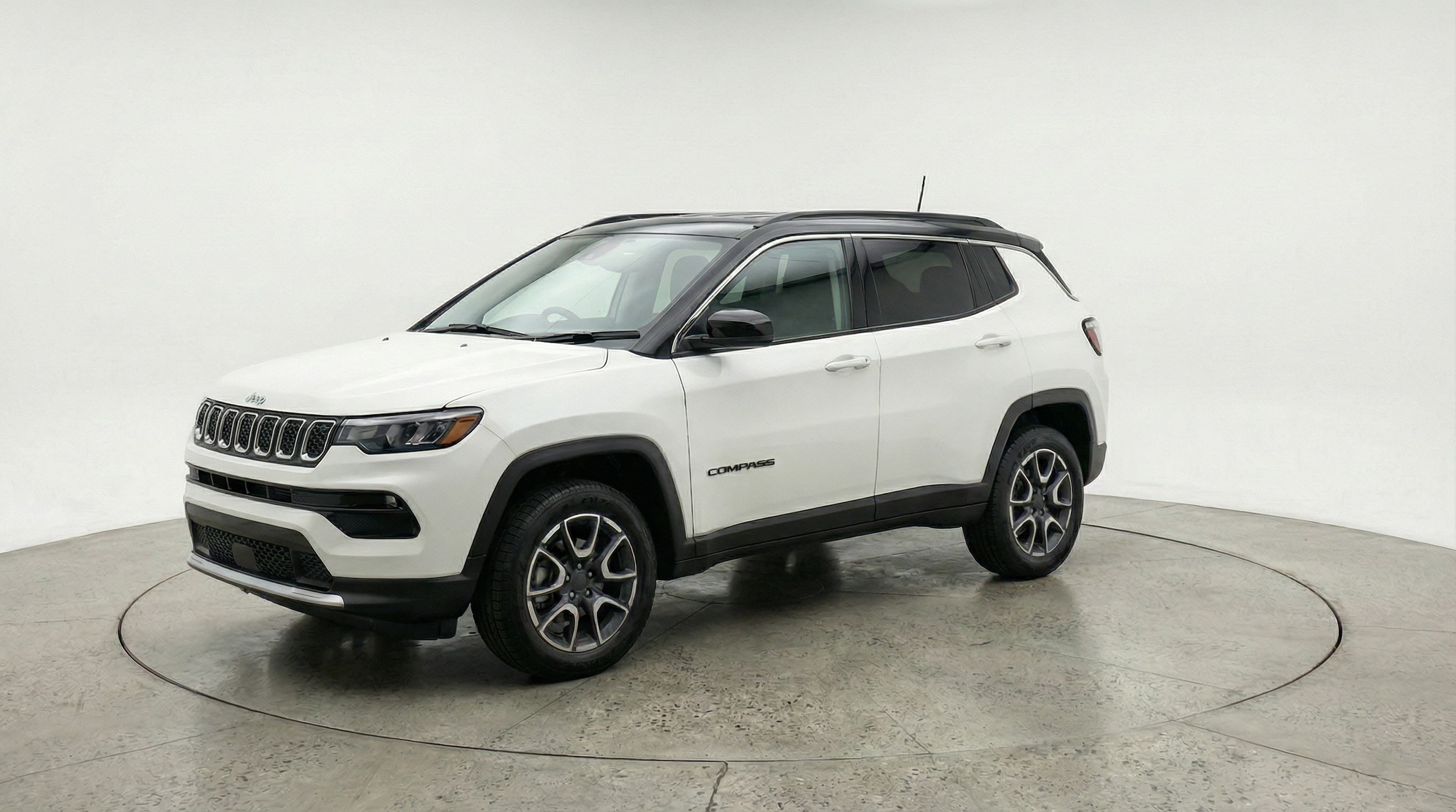 Thumbnail: 2025 Jeep Compass - 3