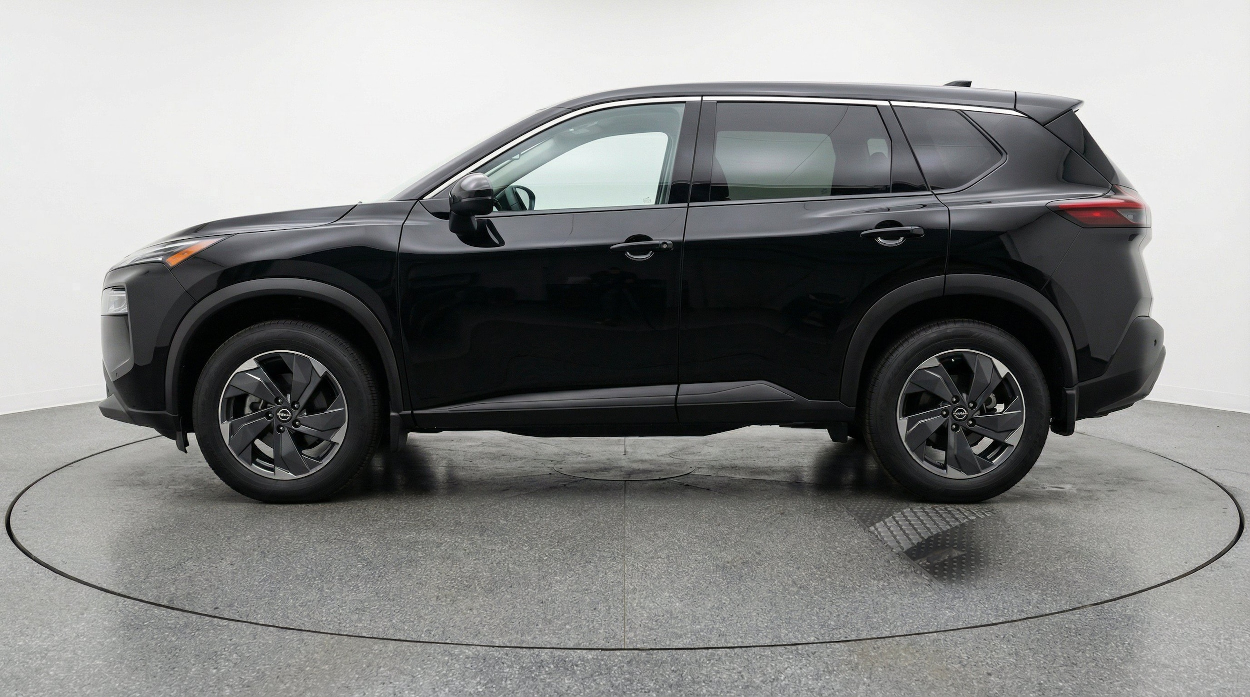 Thumbnail: 2026 Nissan Rogue - 5