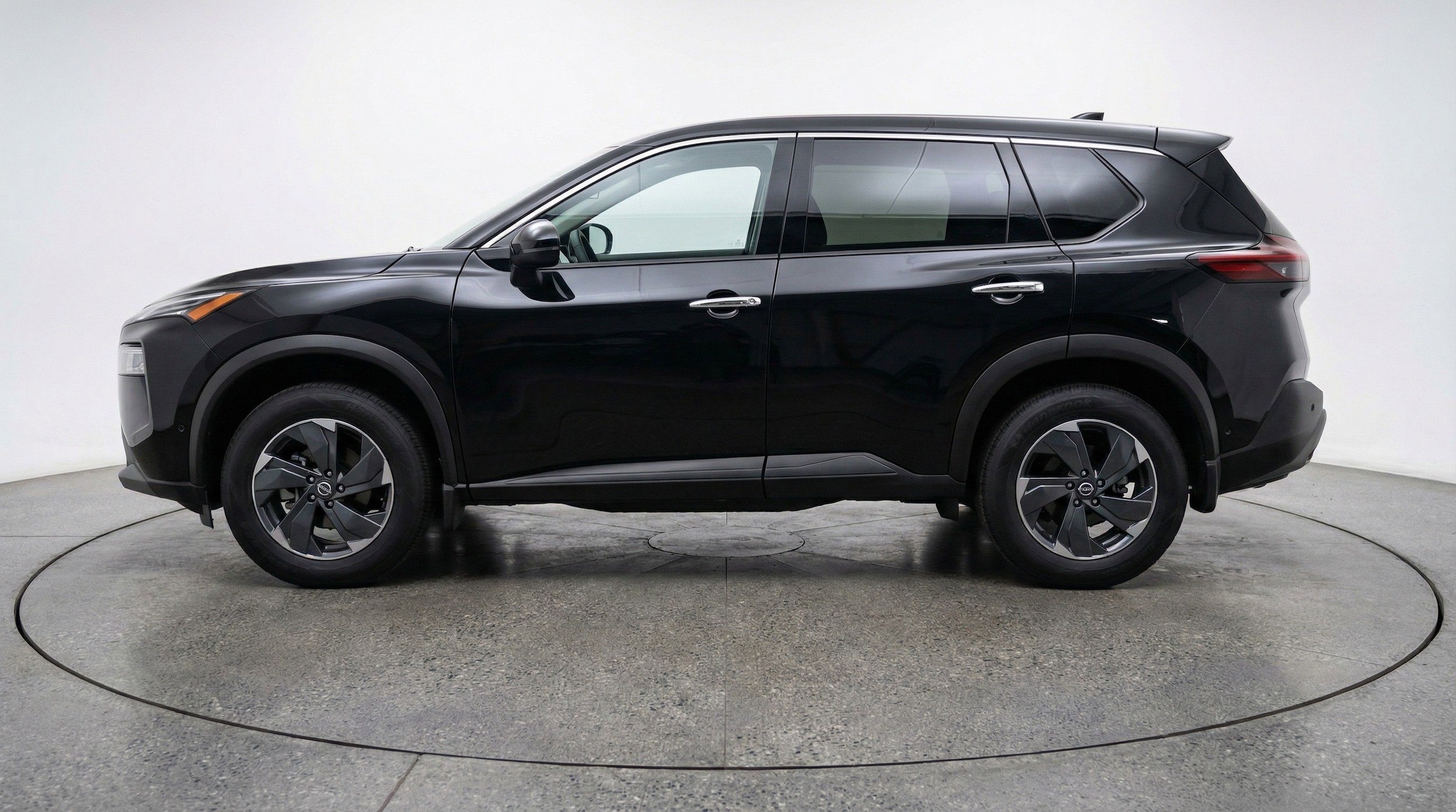 Thumbnail: 2025 Nissan Rogue - 5