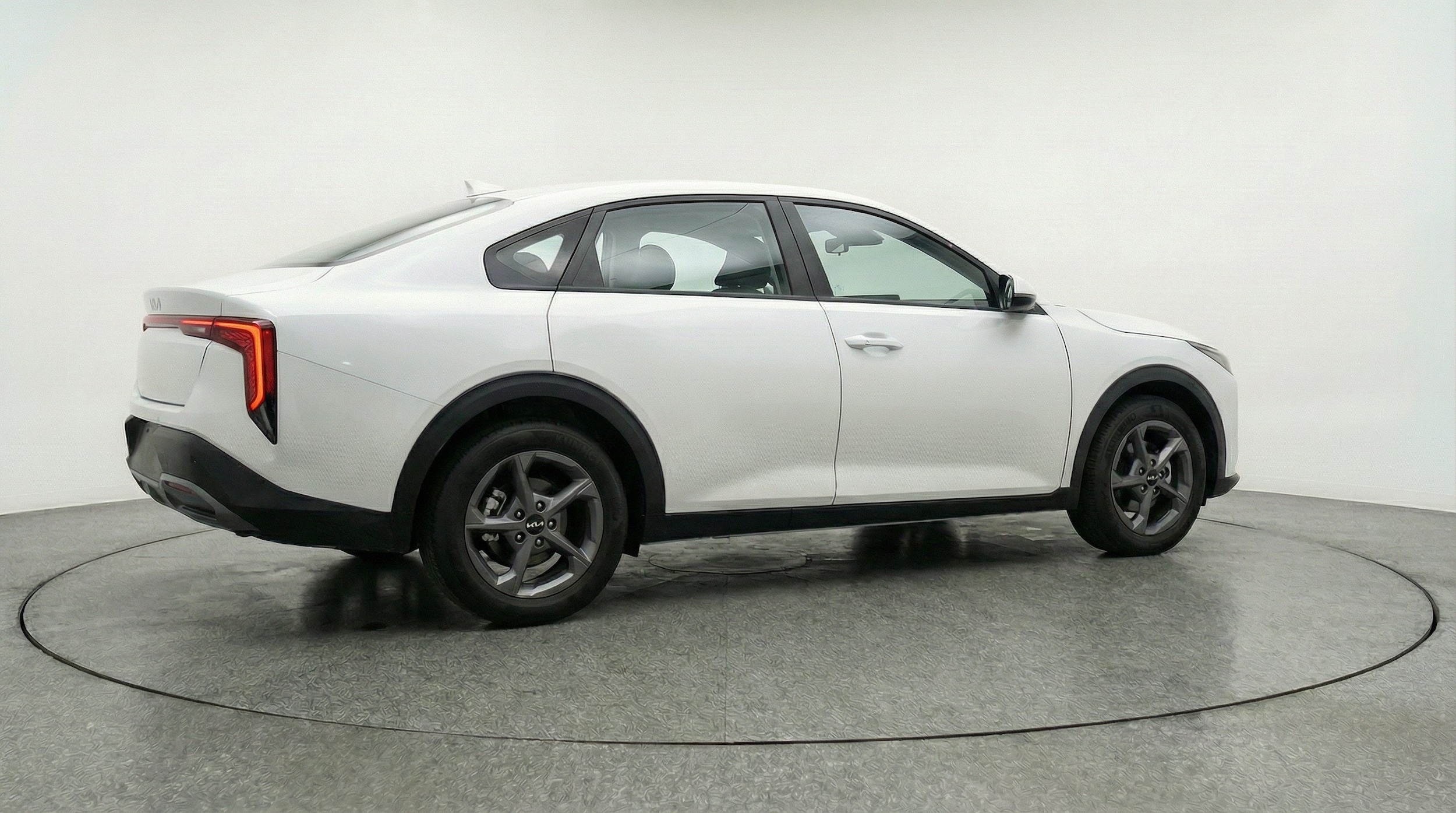 Thumbnail: 2025 Kia K4 - 9