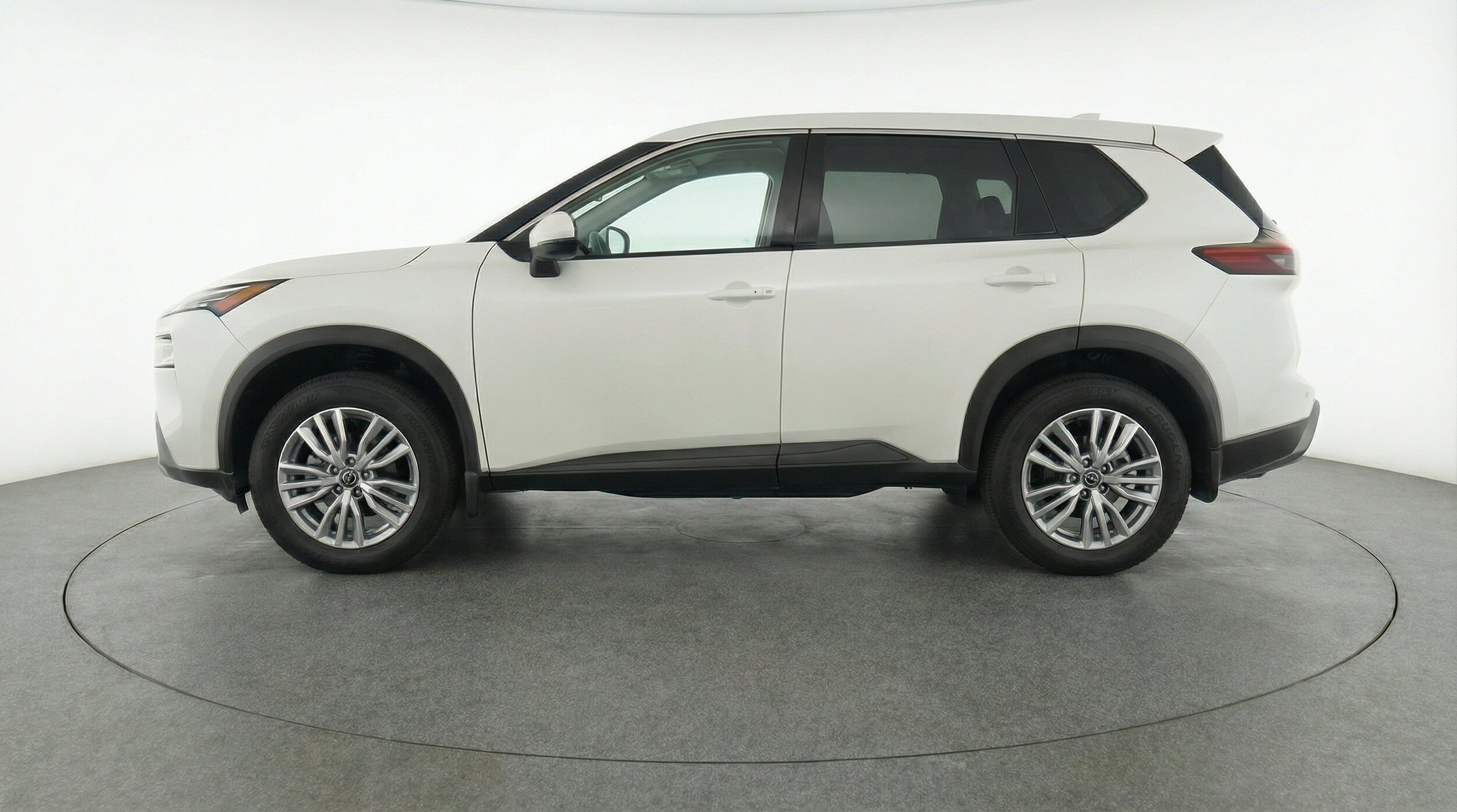 Thumbnail: 2026 Nissan Rogue - 5