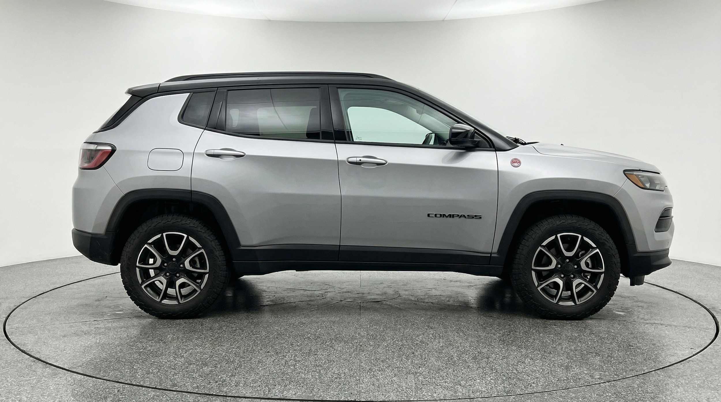 Thumbnail: 2025 Jeep Compass - 8