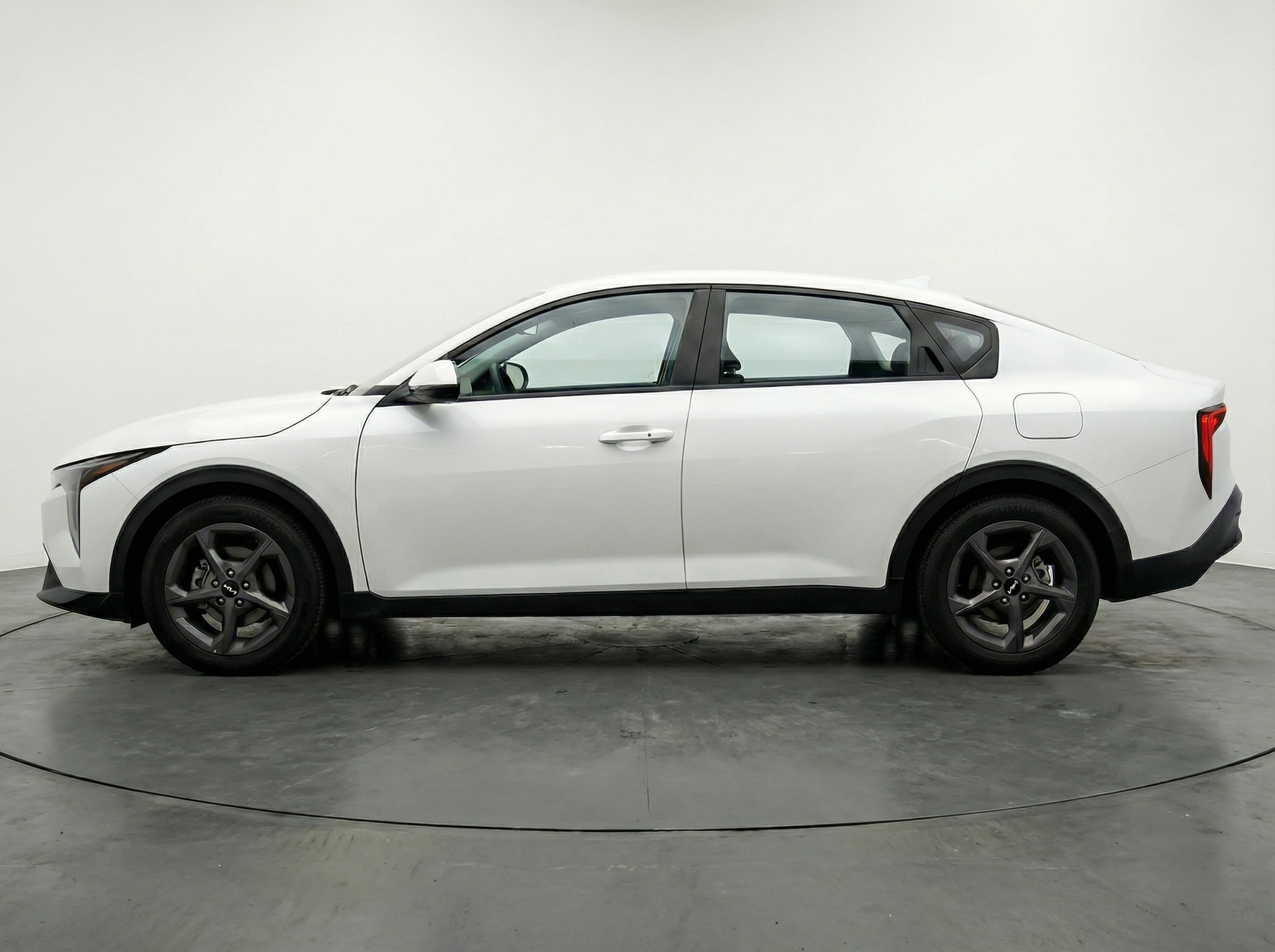Thumbnail: 2025 Kia K4 - 4