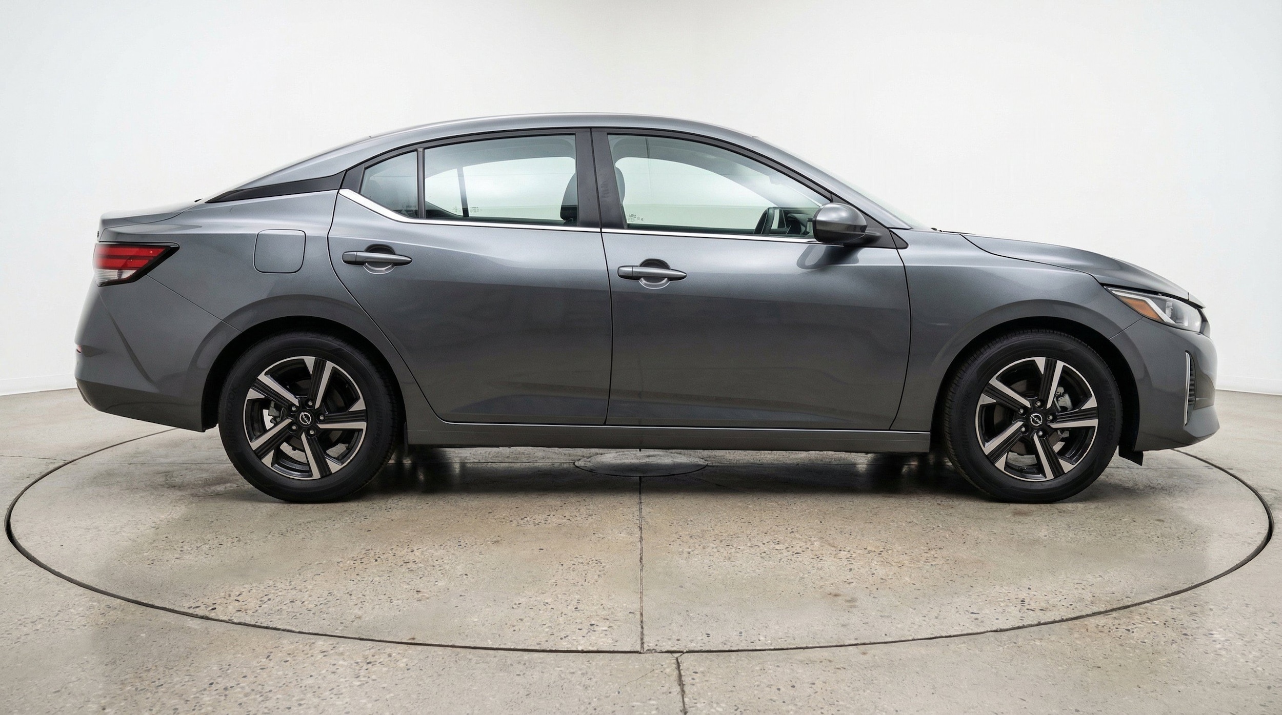 Thumbnail: 2025 Nissan Sentra - 11