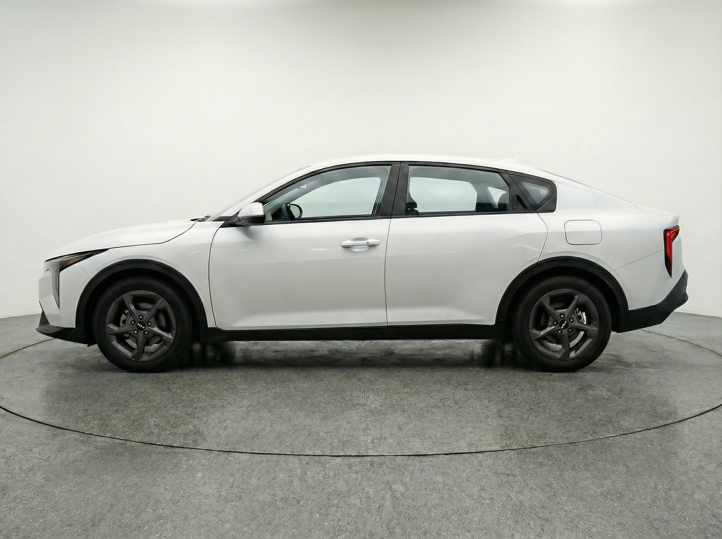 Thumbnail: 2025 Kia K4 - 4