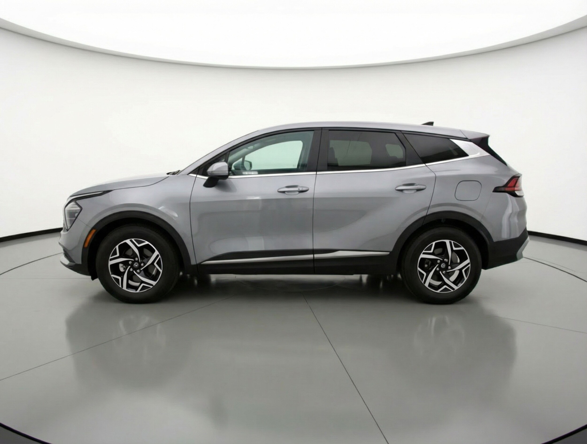 Thumbnail: 2025 Kia Sportage - 4