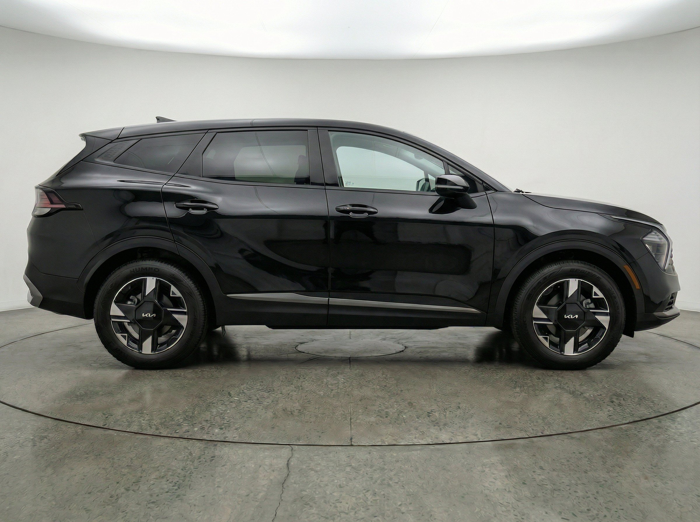 Thumbnail: 2026 Kia Sportage - 11