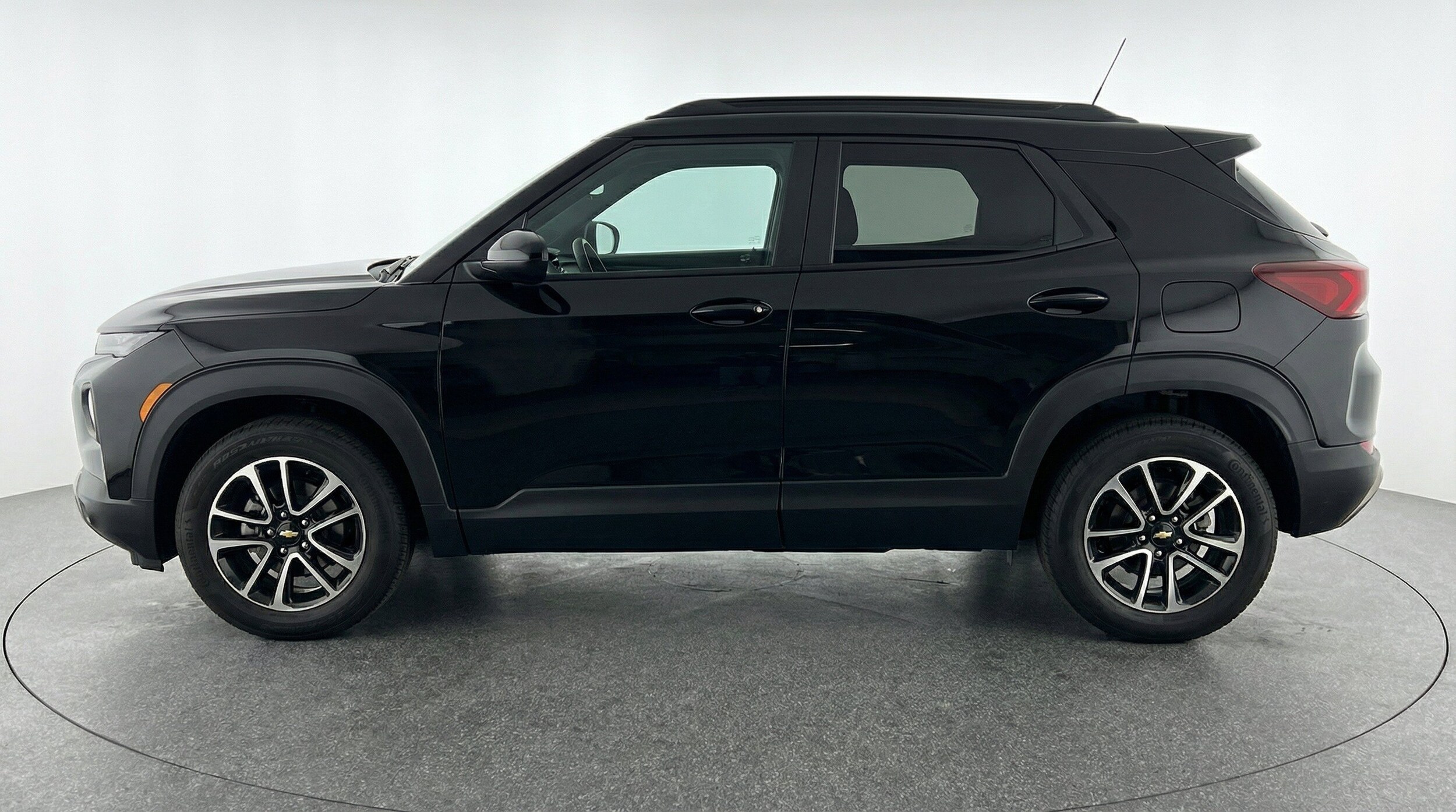 Thumbnail: 2025 Chevrolet TrailBlazer - 5